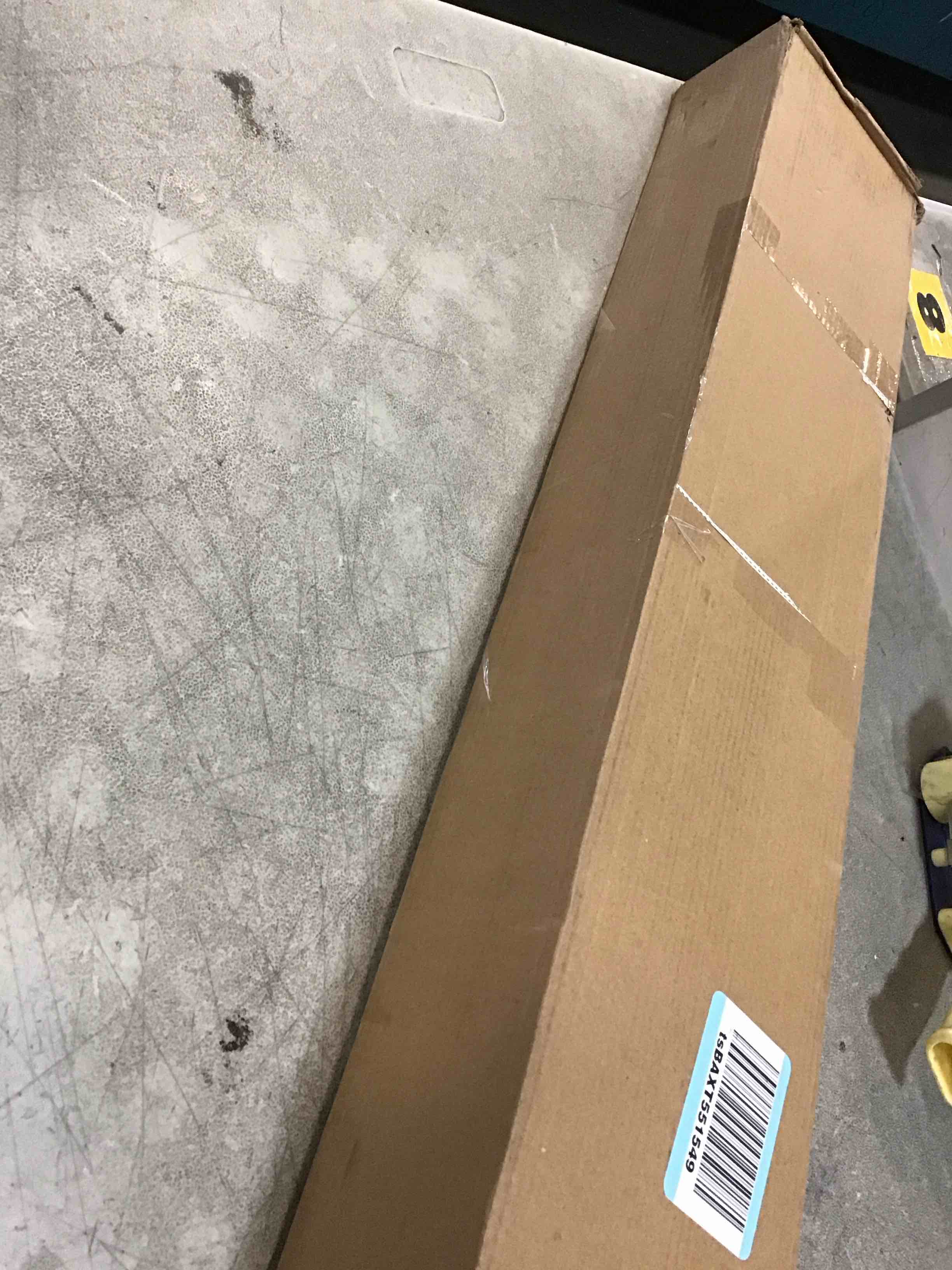 https://s3.amazonaws.com/lotting-images-prod/bidfta/TEA1921493_1736010276322.jpeg