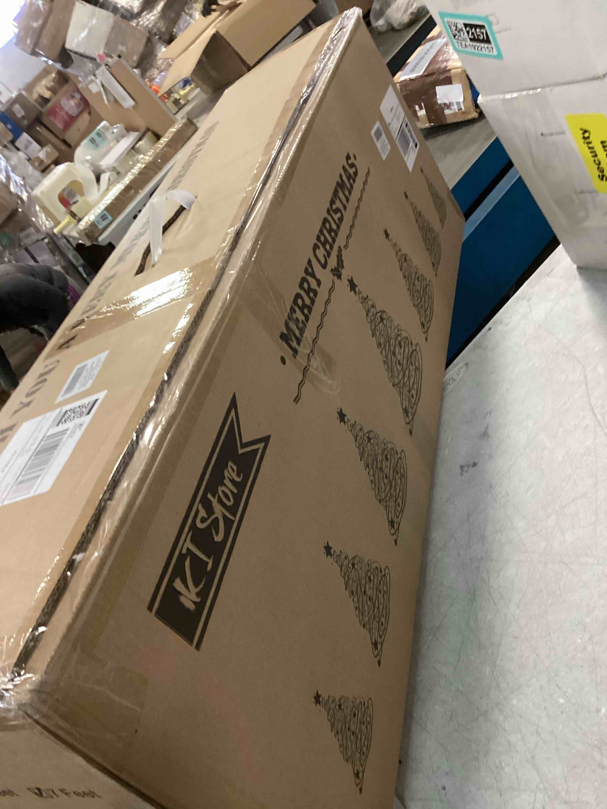 https://s3.amazonaws.com/lotting-images-prod/bidfta/TEA1922164_1736534967970.jpeg