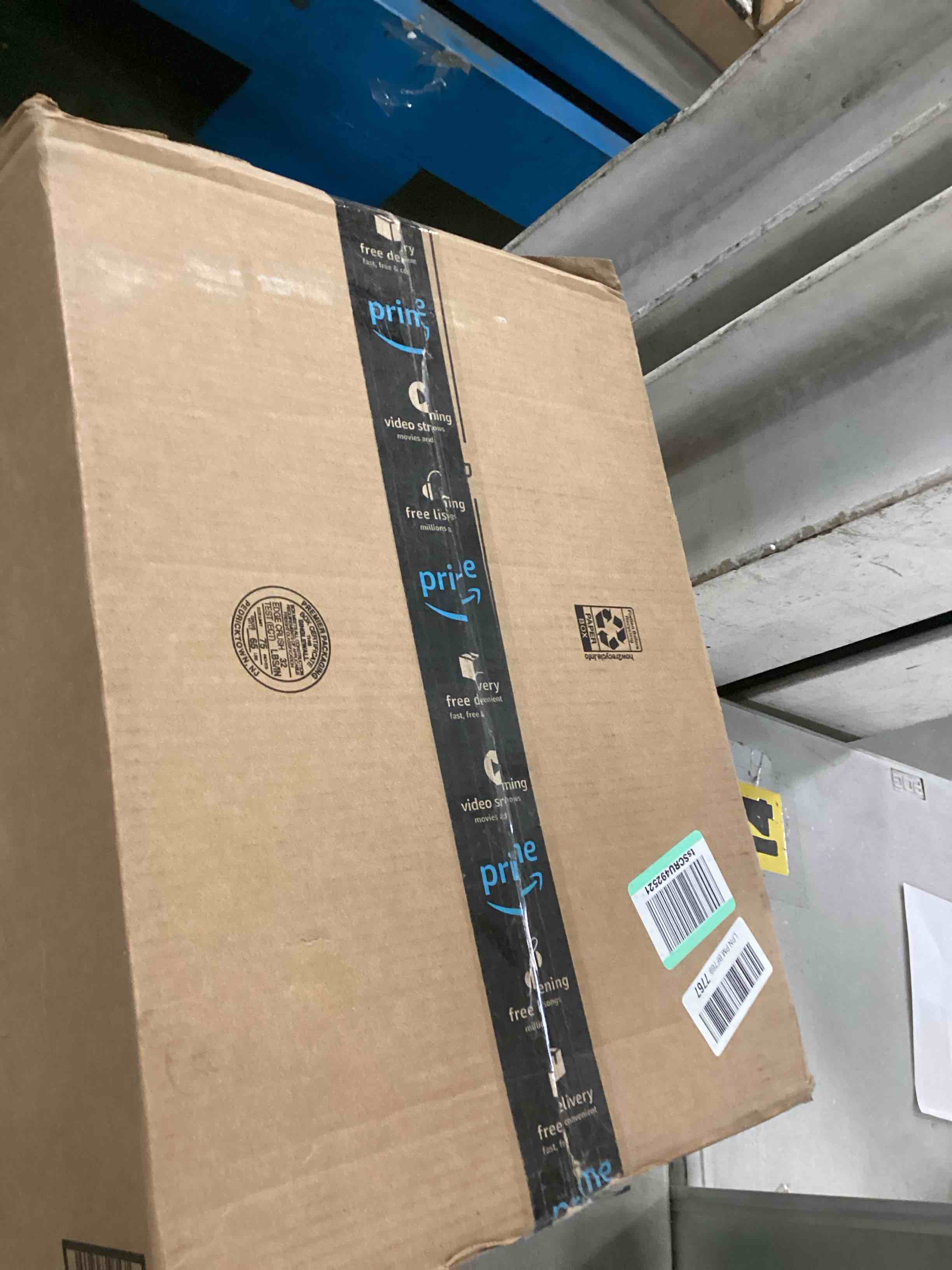https://s3.amazonaws.com/lotting-images-prod/bidfta/TEA1922507_1736863808392.jpeg