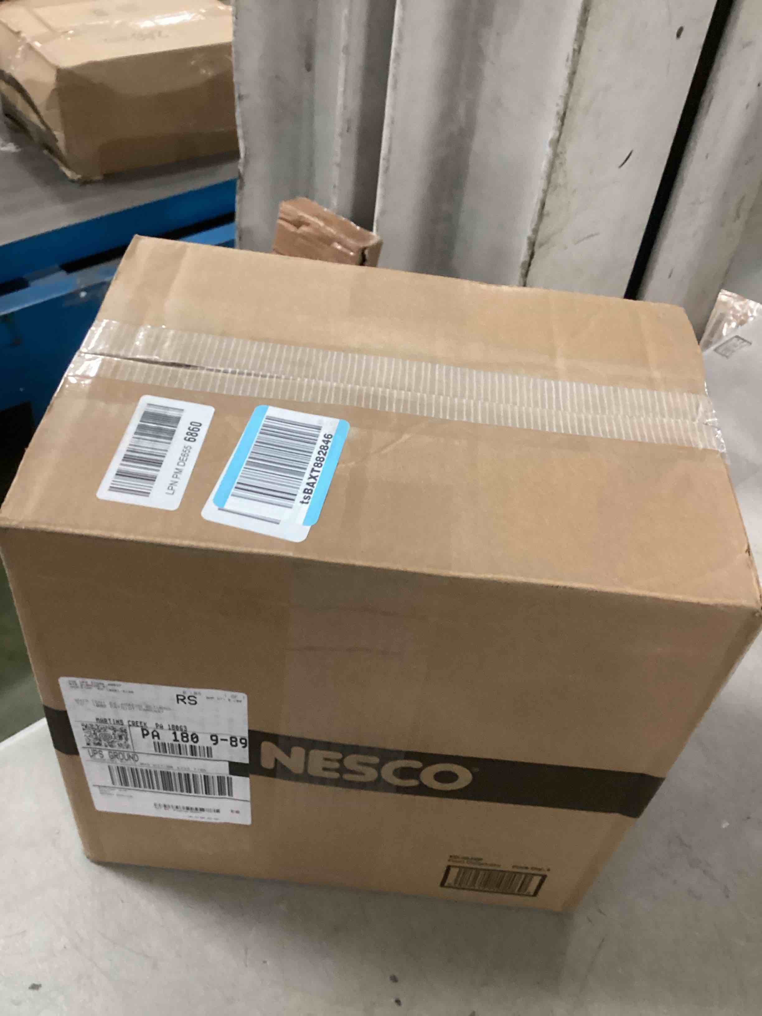 https://s3.amazonaws.com/lotting-images-prod/bidfta/TEA1922656_1736881630118.jpeg