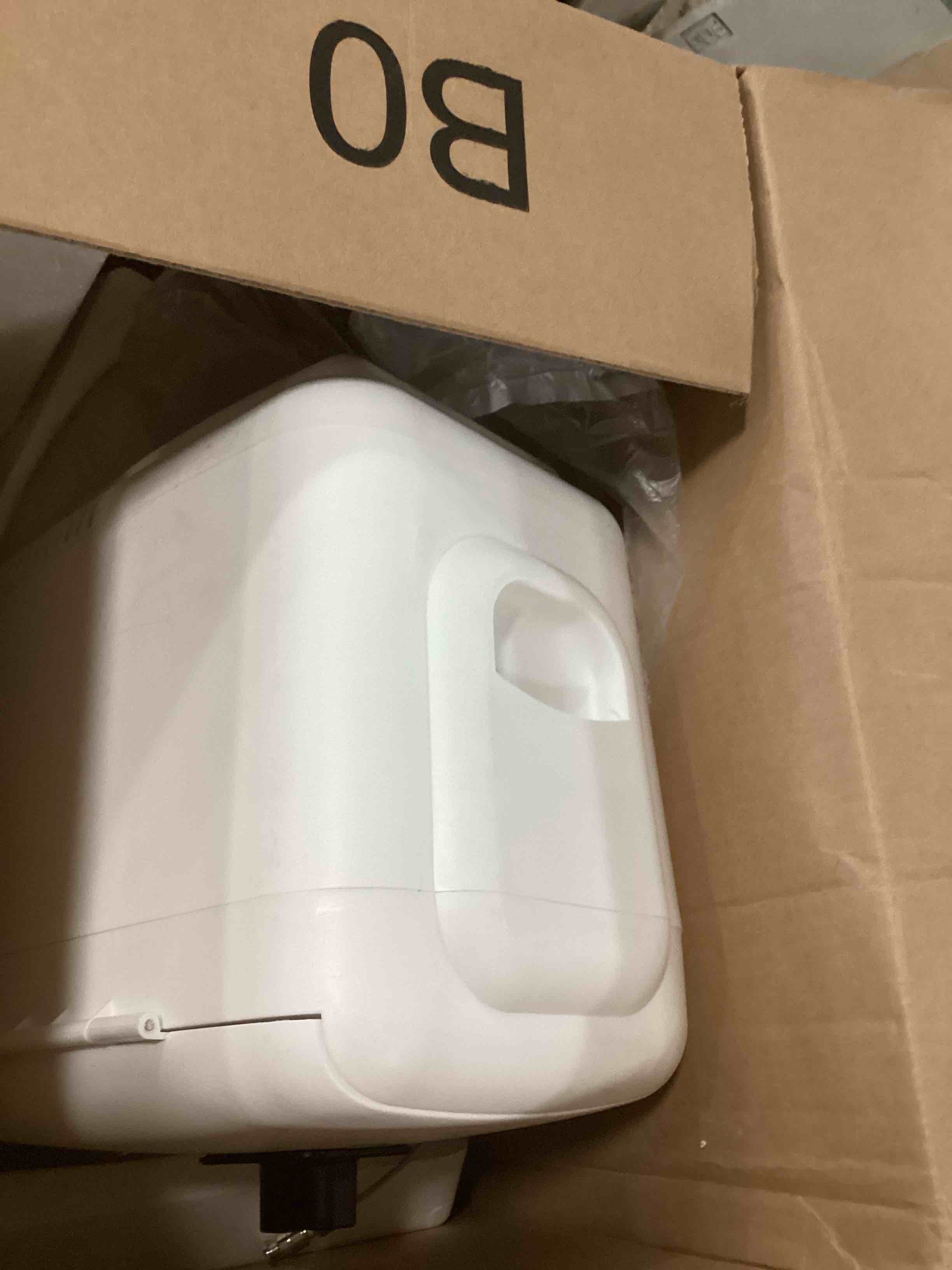 https://s3.amazonaws.com/lotting-images-prod/bidfta/TEA1922657_1736881698316.jpeg