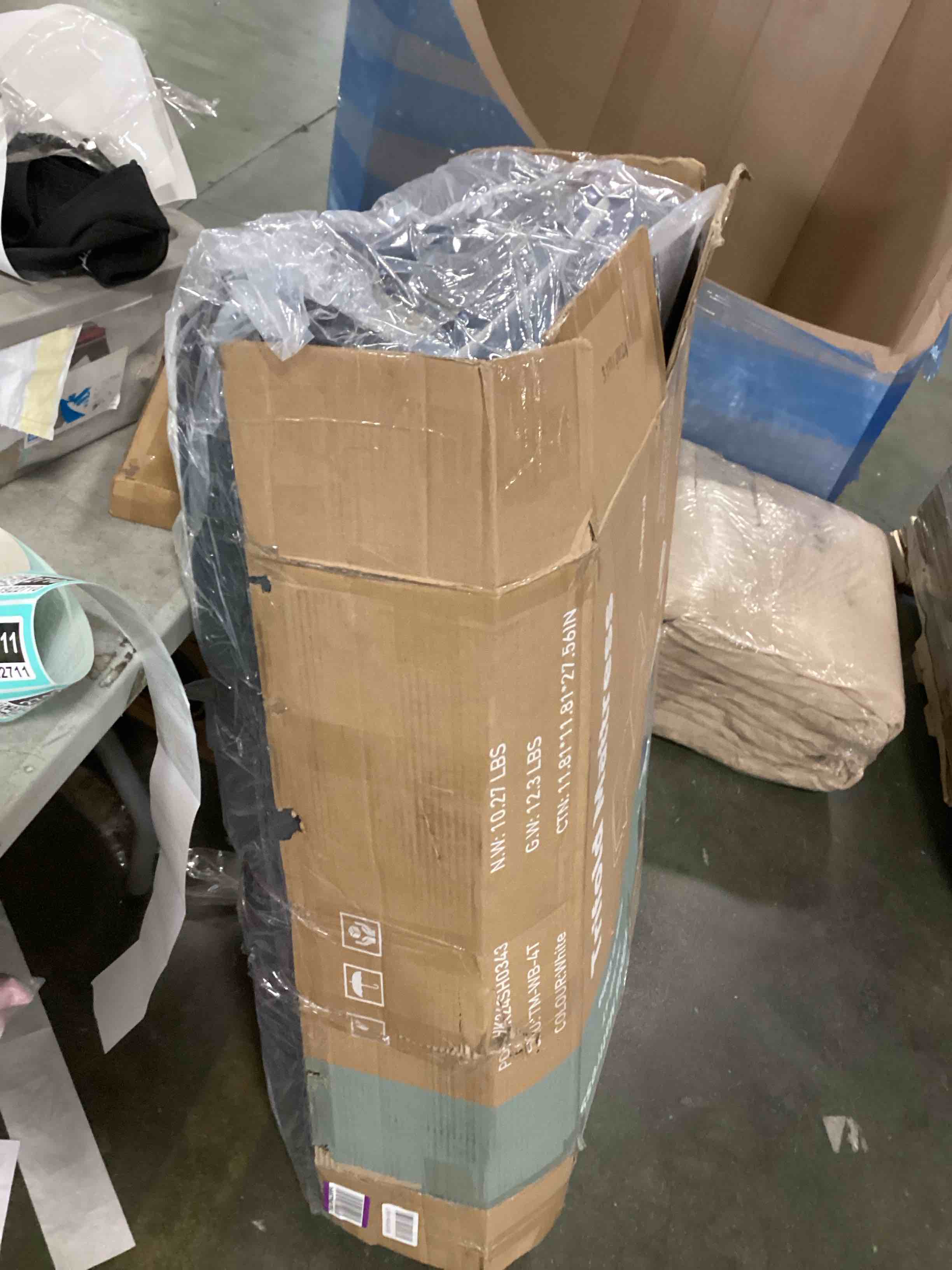 https://s3.amazonaws.com/lotting-images-prod/bidfta/TEA1922702_1736887481339.jpeg