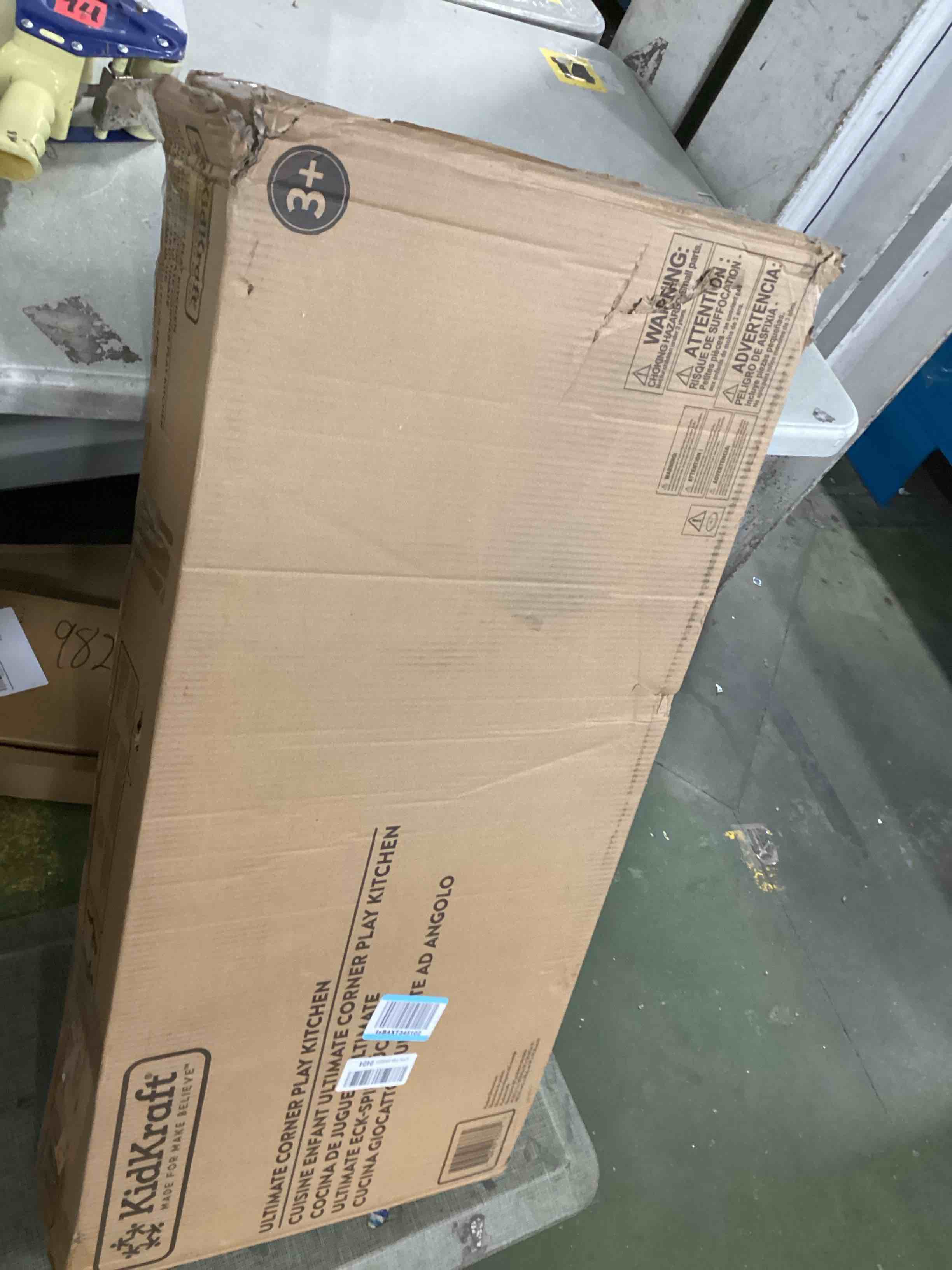 https://s3.amazonaws.com/lotting-images-prod/bidfta/TEA1922754_1736950054486.jpeg