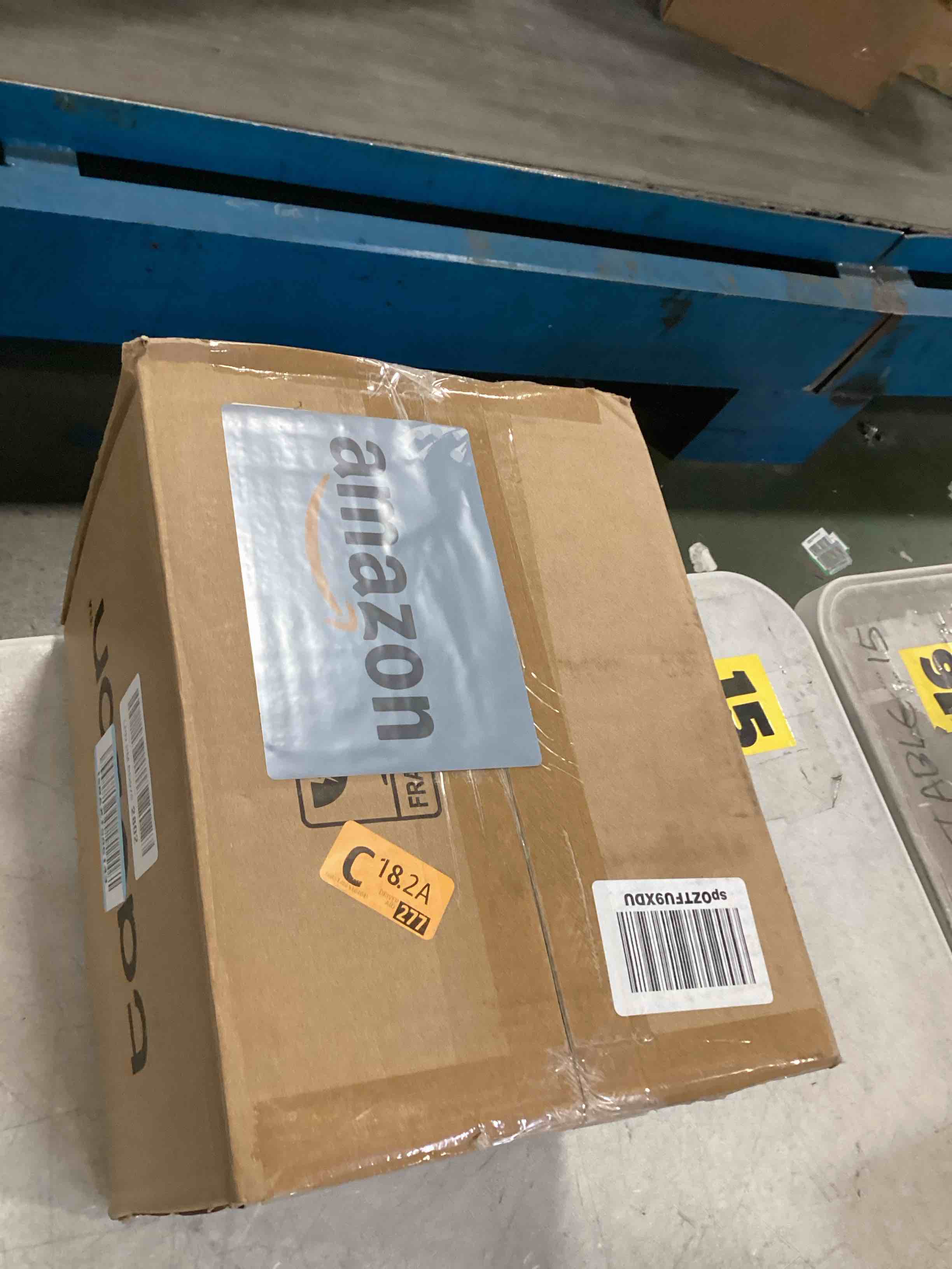 https://s3.amazonaws.com/lotting-images-prod/bidfta/TEA1923084_1737038641408.jpeg