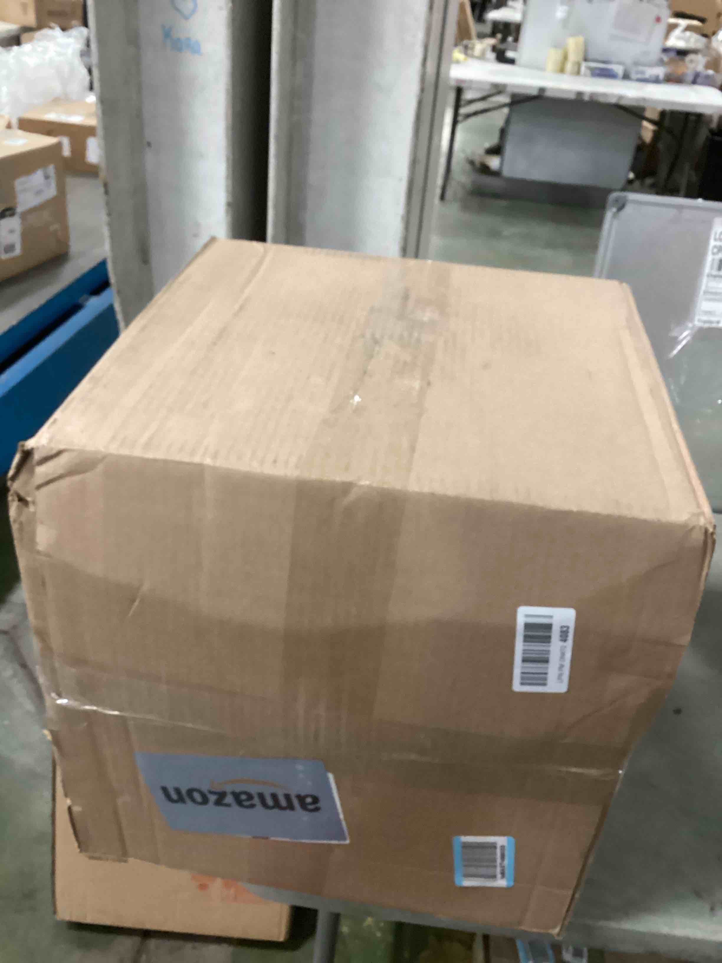 https://s3.amazonaws.com/lotting-images-prod/bidfta/TEA1923939_1737463835233.jpeg