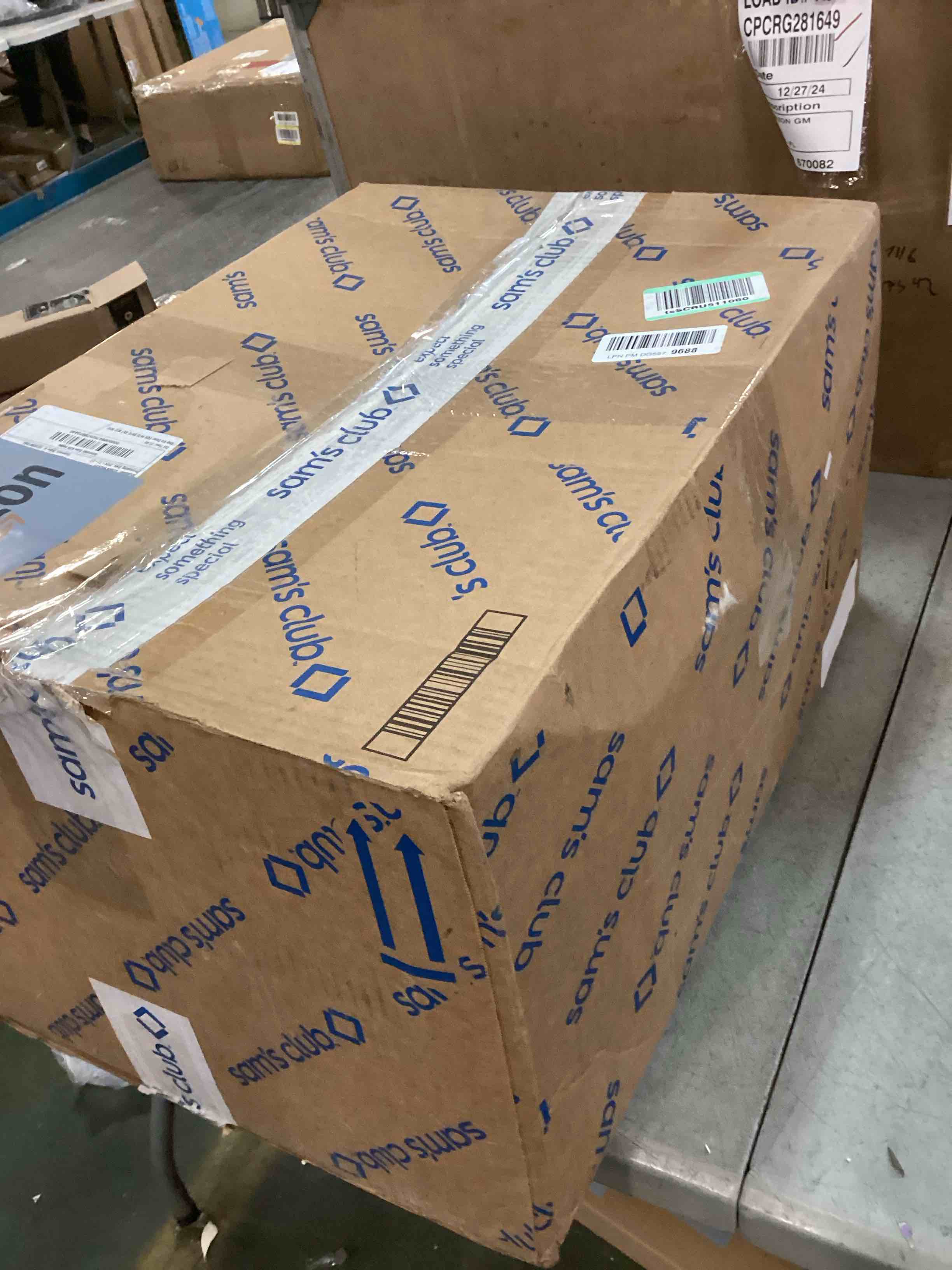 https://s3.amazonaws.com/lotting-images-prod/bidfta/TEA1924853_1735659627954.jpeg