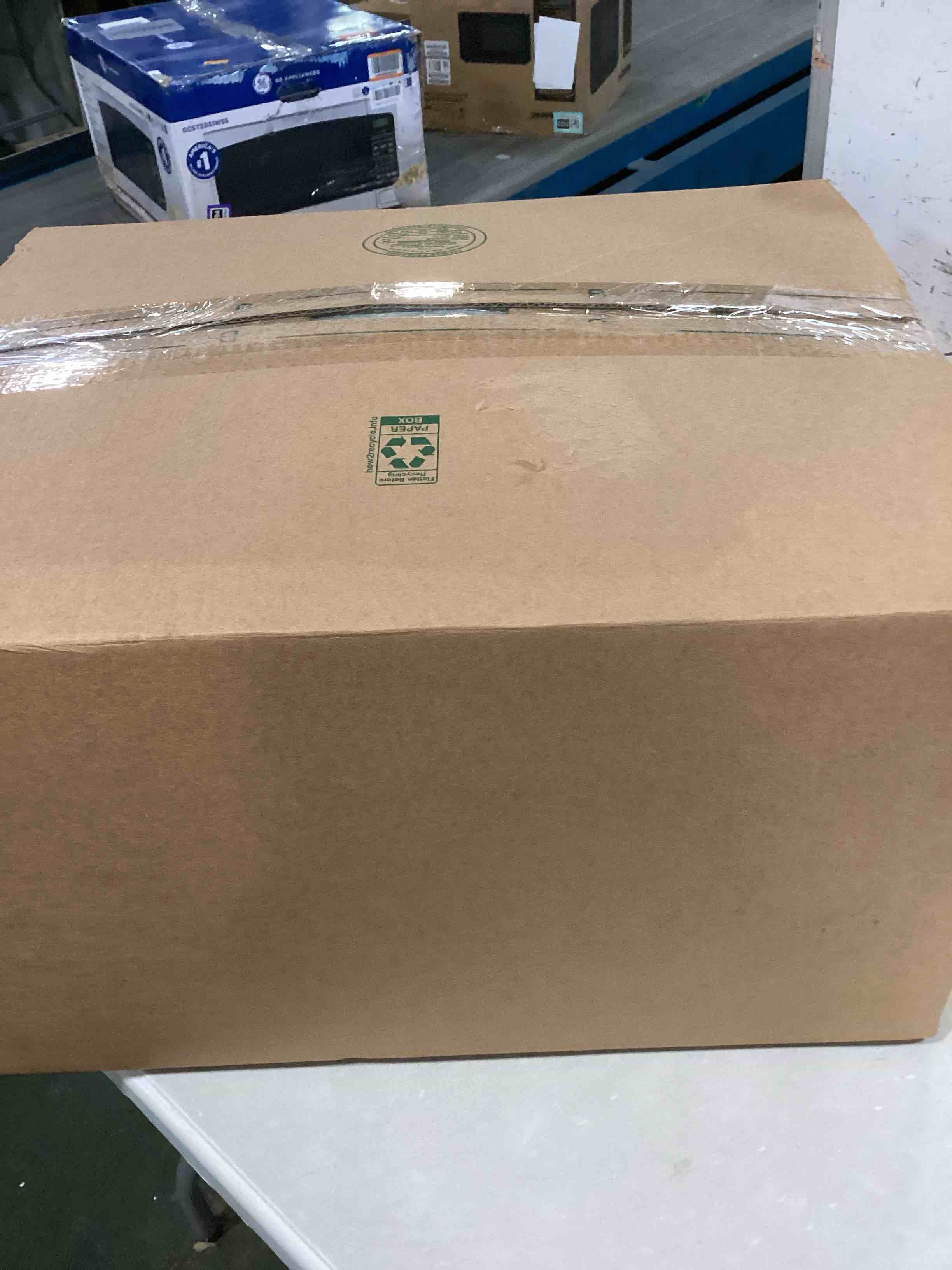 https://s3.amazonaws.com/lotting-images-prod/bidfta/TEA1925334_1735929960815.jpeg
