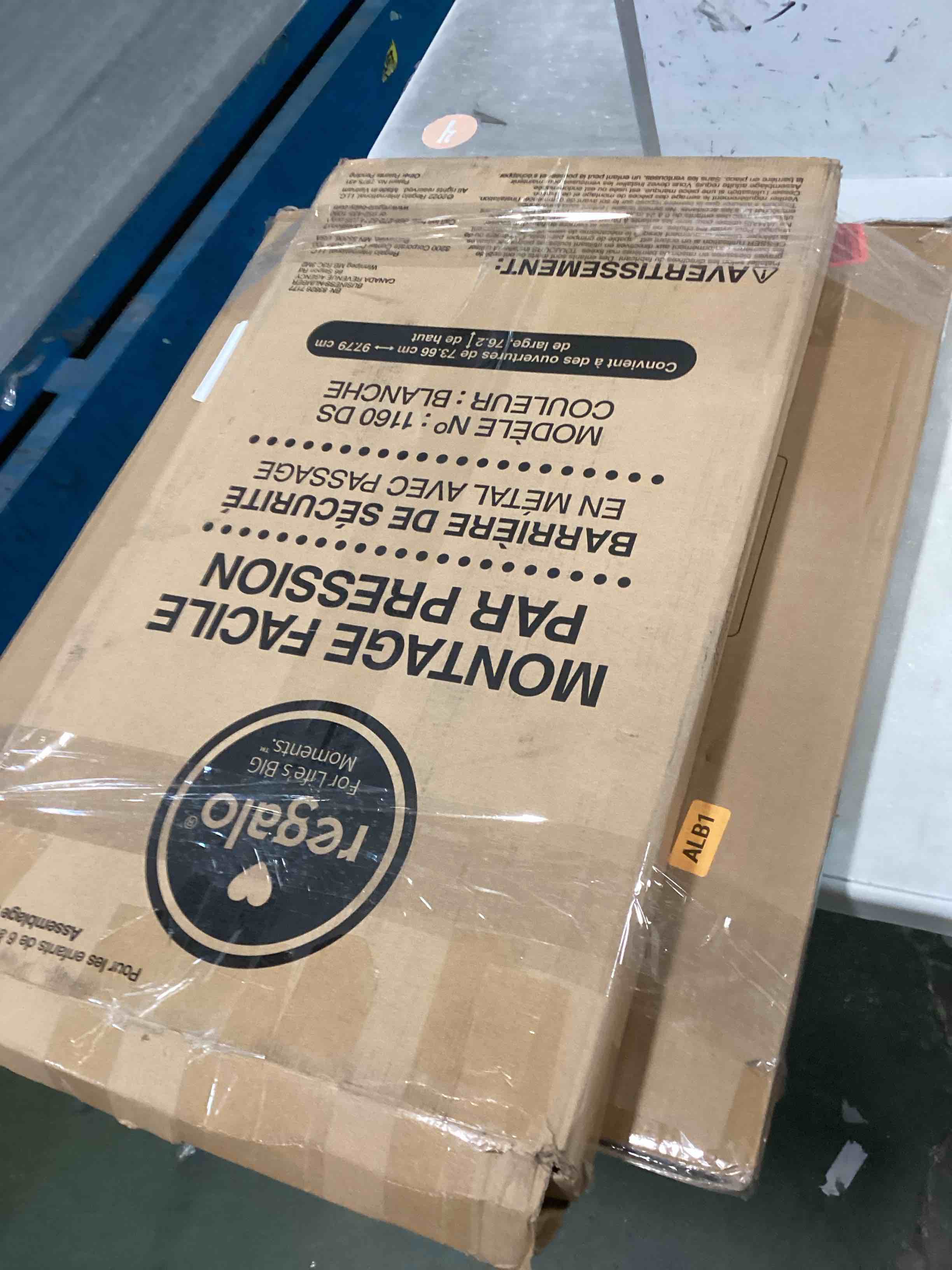 https://s3.amazonaws.com/lotting-images-prod/bidfta/TEA1925647_1736365845251.jpeg