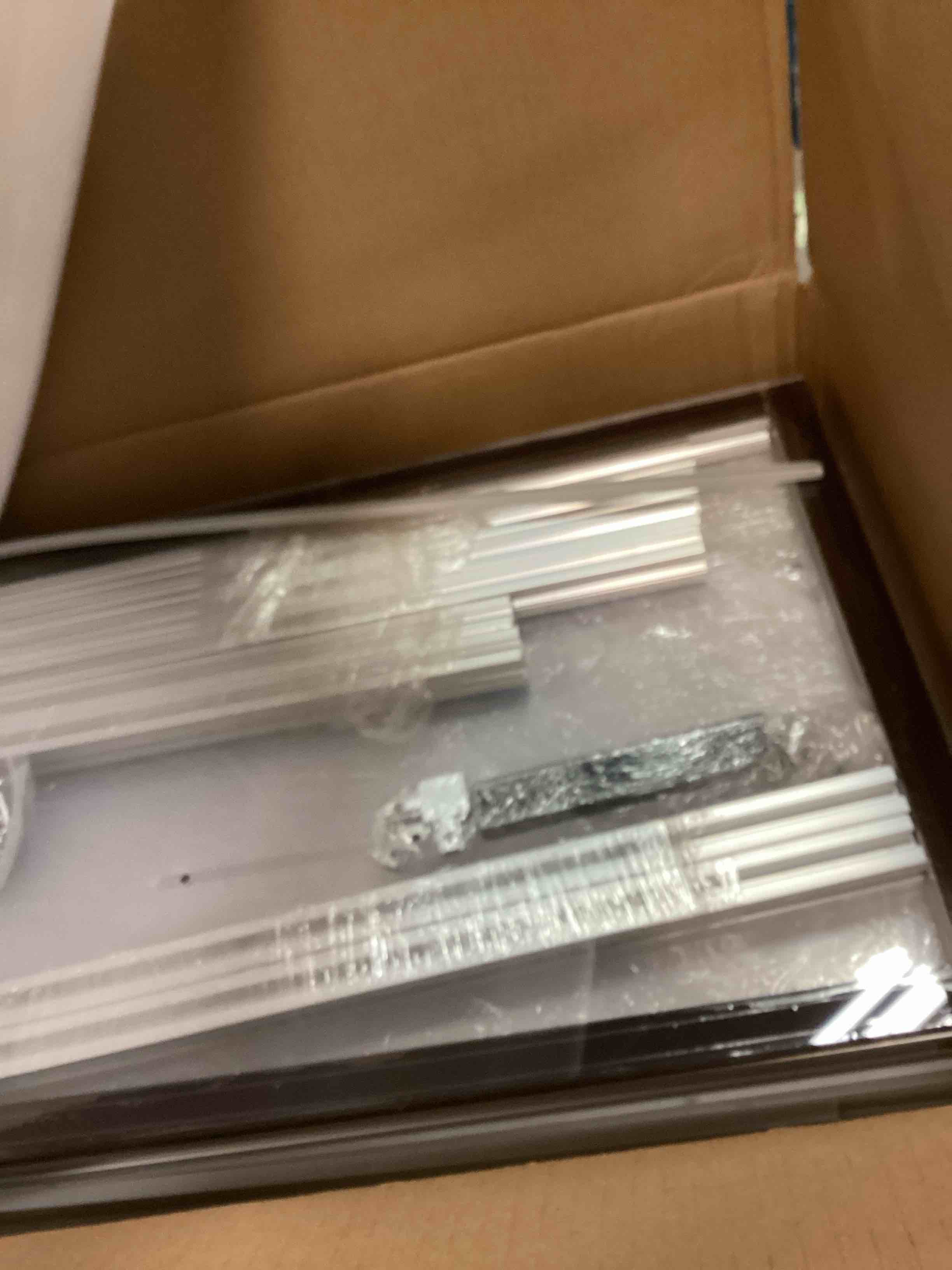 https://s3.amazonaws.com/lotting-images-prod/bidfta/TEA1925685_1736598136999.jpeg