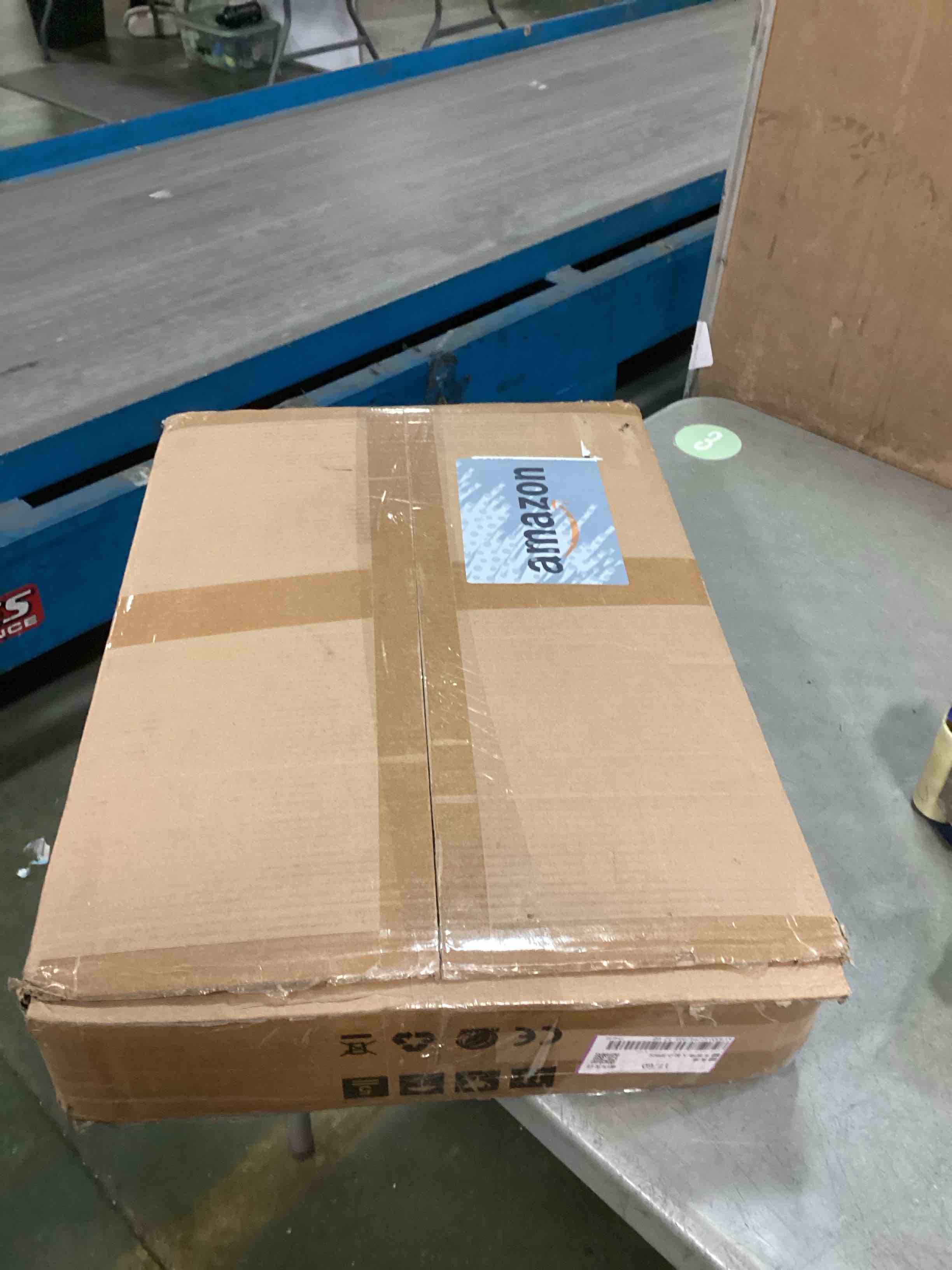 https://s3.amazonaws.com/lotting-images-prod/bidfta/TEA1925685_1736598159884.jpeg