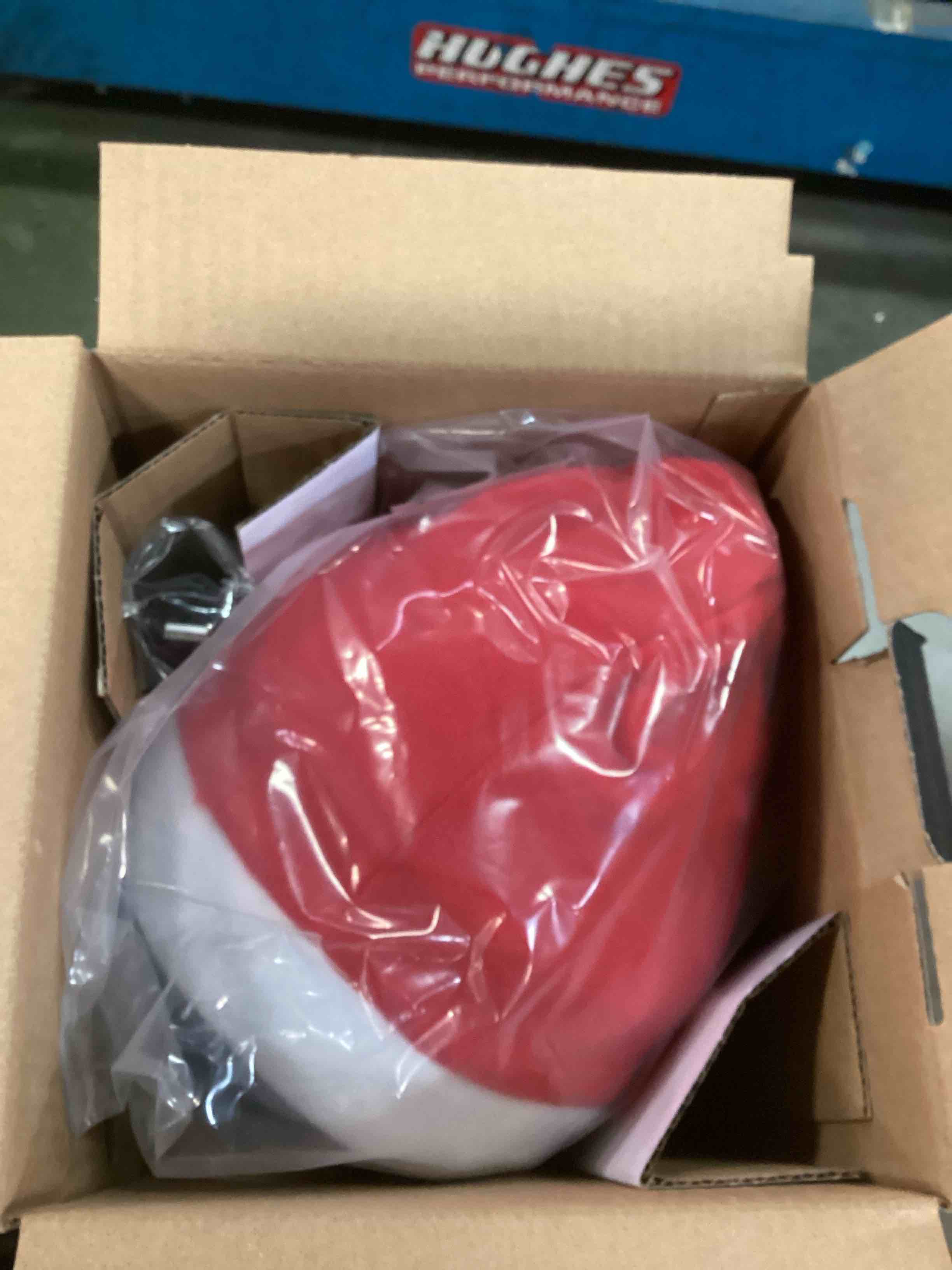 https://s3.amazonaws.com/lotting-images-prod/bidfta/TEA1925758_1736605721564.jpeg