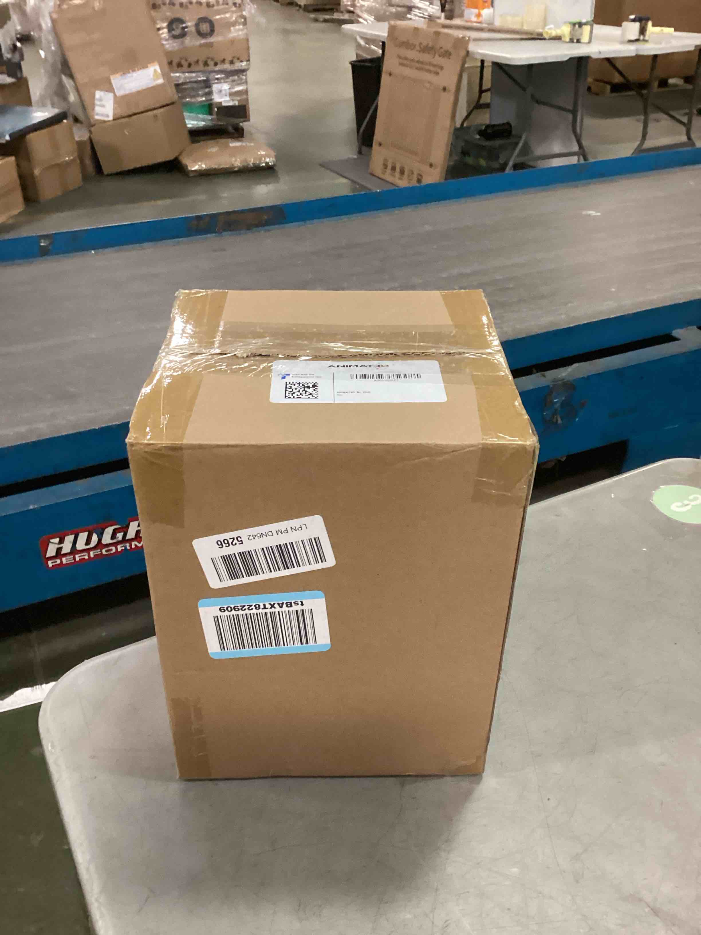 https://s3.amazonaws.com/lotting-images-prod/bidfta/TEA1925758_1736605741795.jpeg