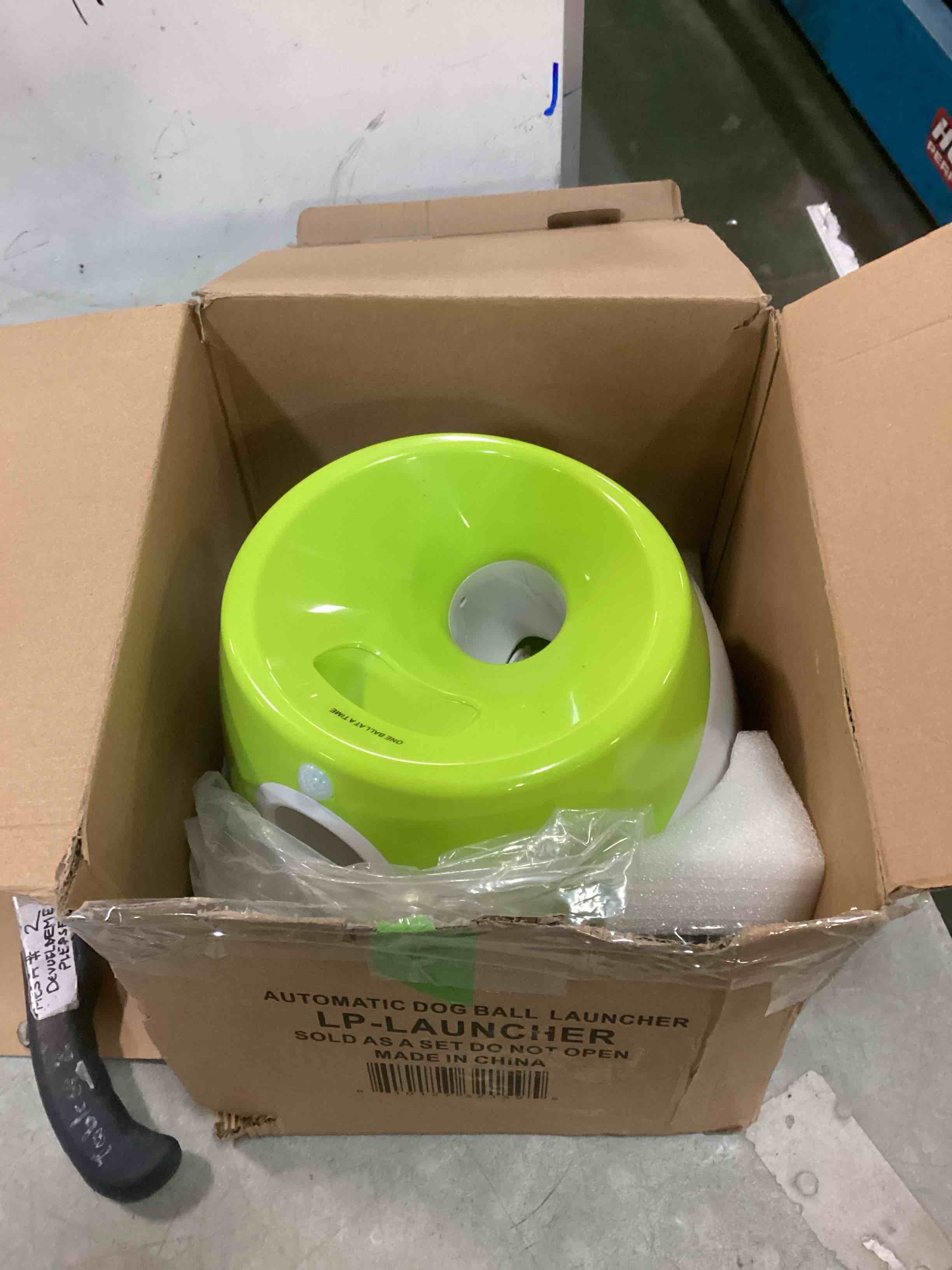 https://s3.amazonaws.com/lotting-images-prod/bidfta/TEA1925878_1736859125457.jpeg