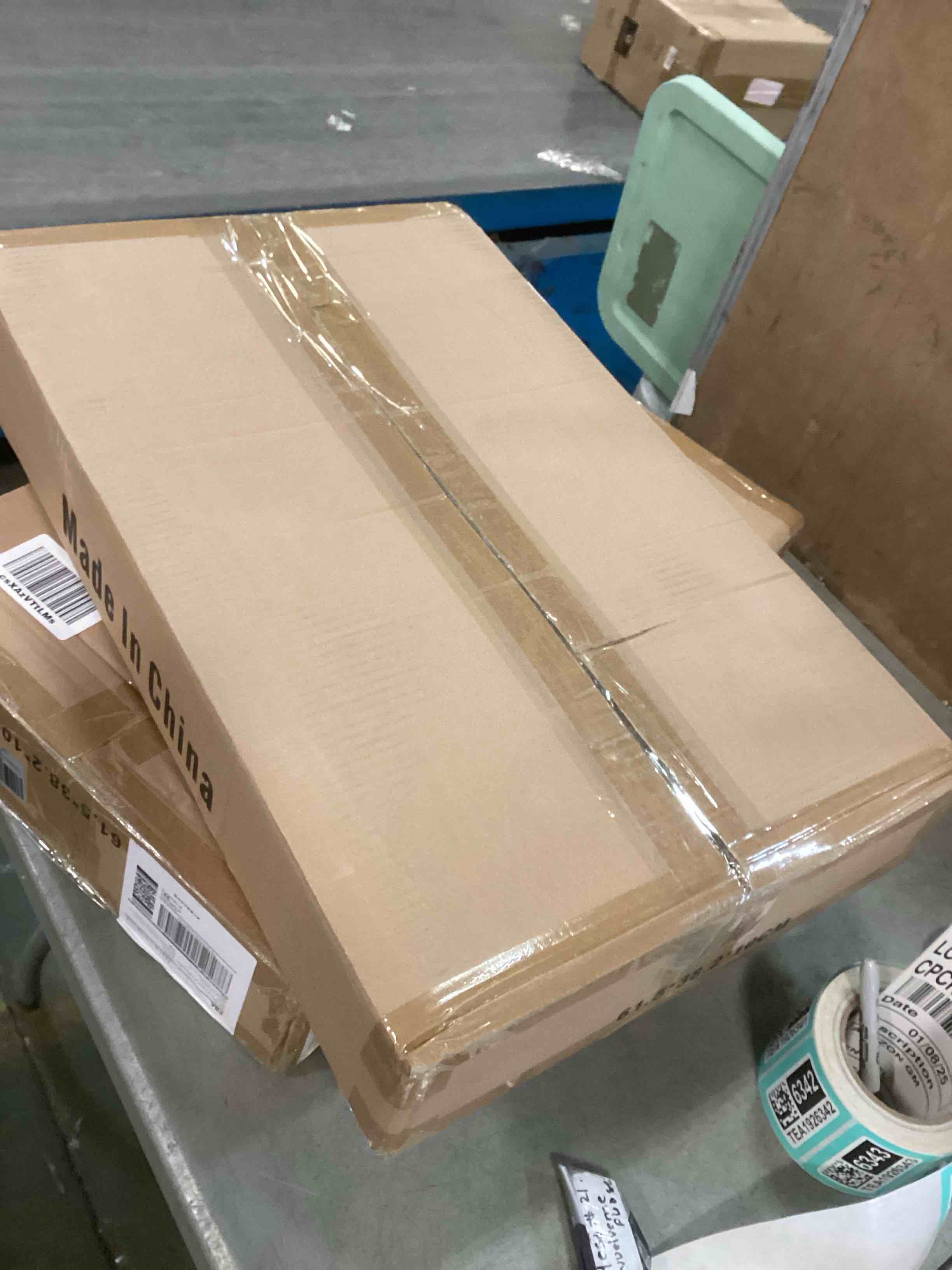 https://s3.amazonaws.com/lotting-images-prod/bidfta/TEA1926337_1736958554953.jpeg