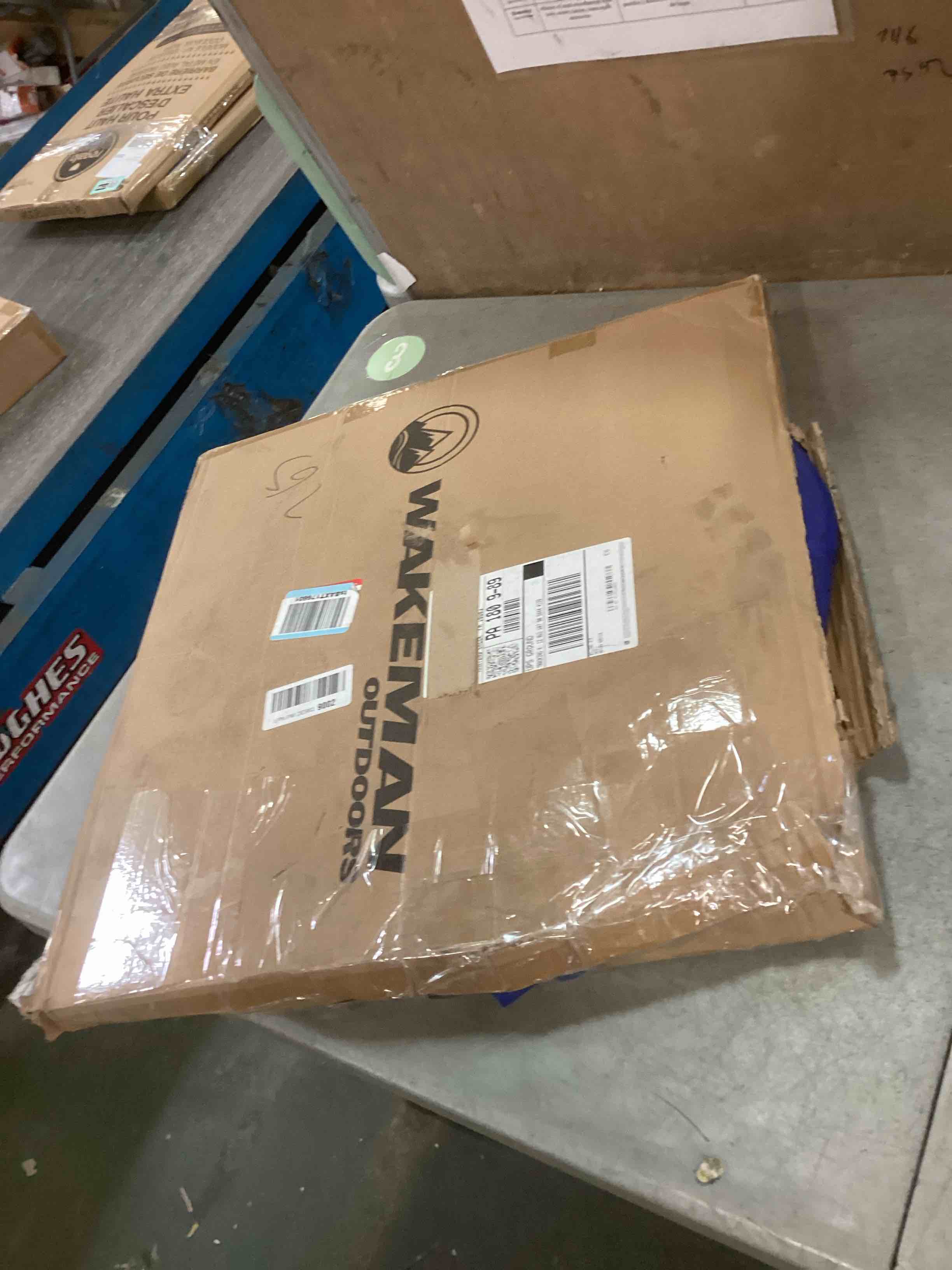 https://s3.amazonaws.com/lotting-images-prod/bidfta/TEA1926395_1736962685047.jpeg