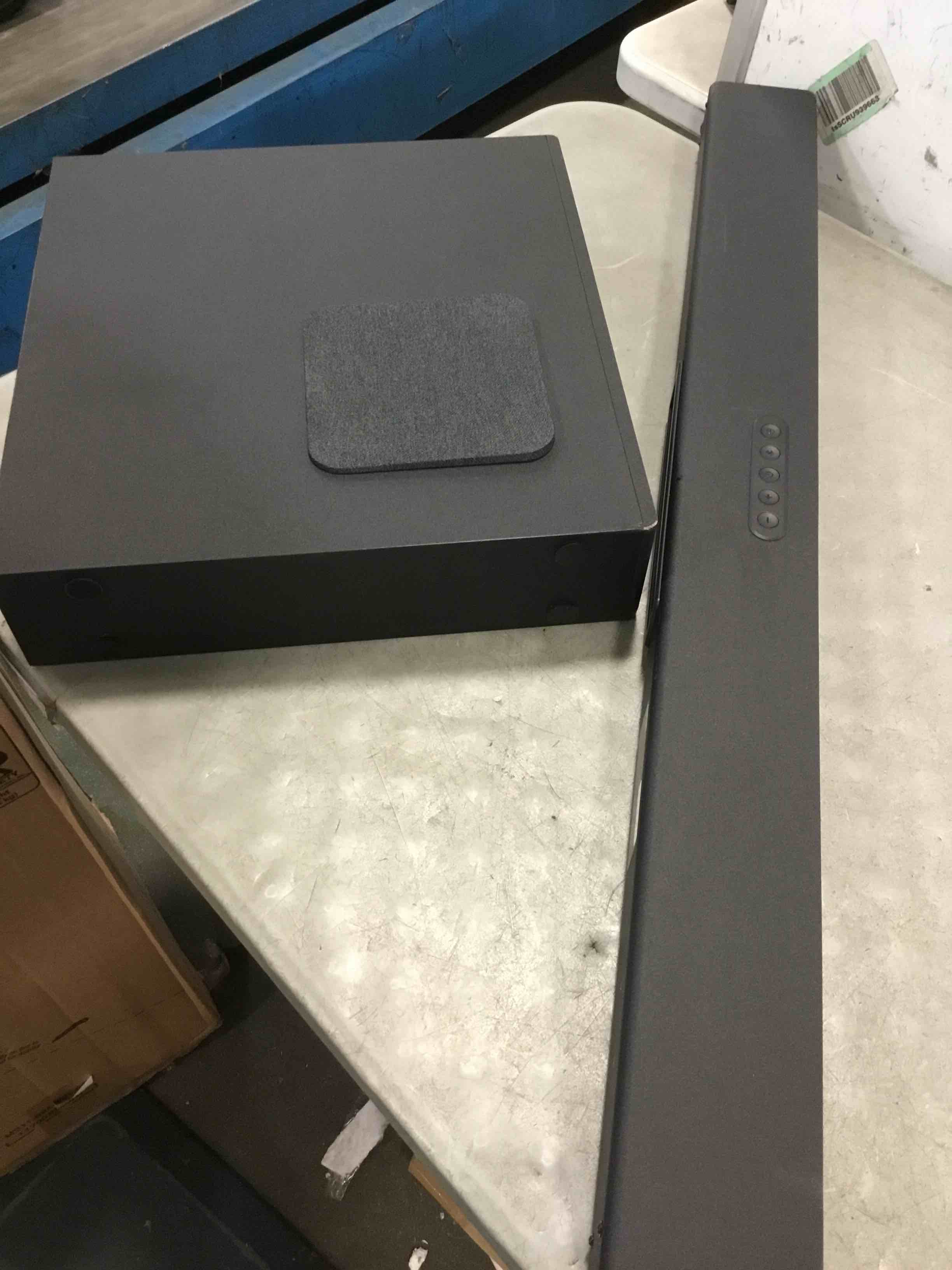 https://s3.amazonaws.com/lotting-images-prod/bidfta/TEA1927339_1734972774286.jpeg