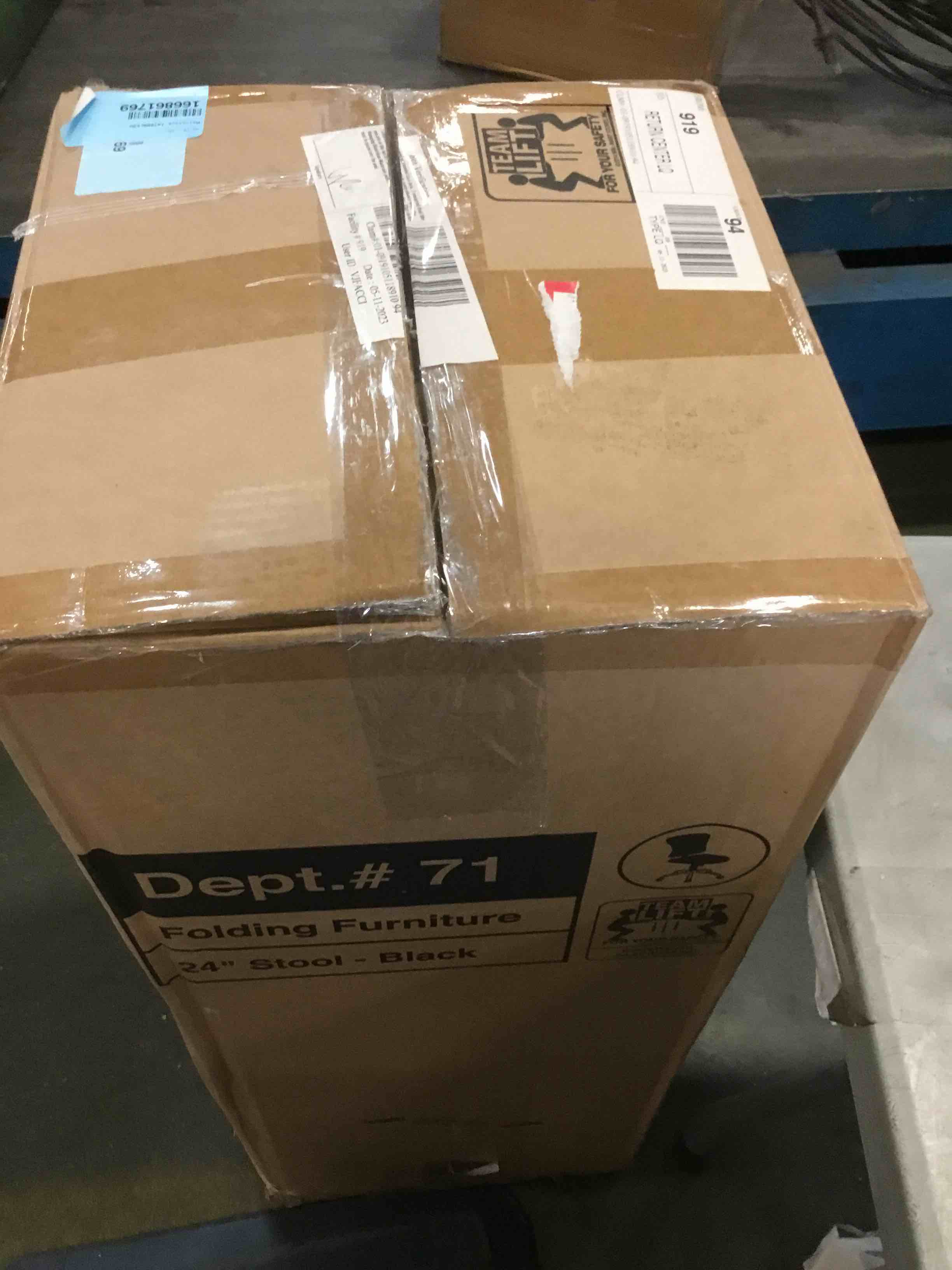 https://s3.amazonaws.com/lotting-images-prod/bidfta/TEA1927339_1734972801930.jpeg