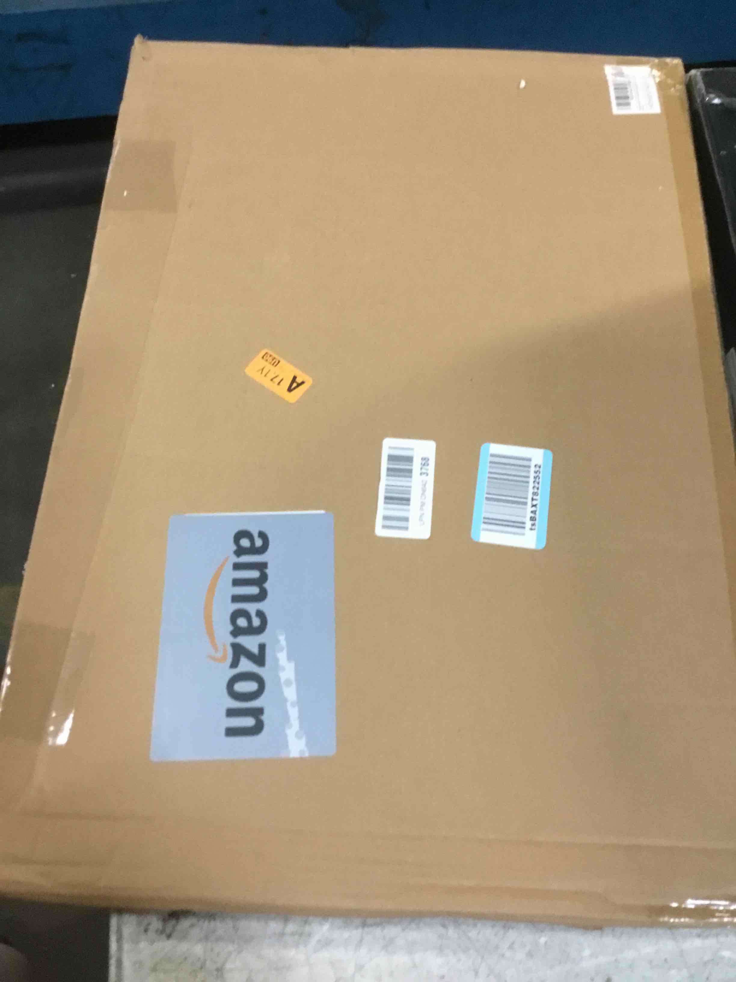 https://s3.amazonaws.com/lotting-images-prod/bidfta/TEA1928032_1736347637082.jpeg