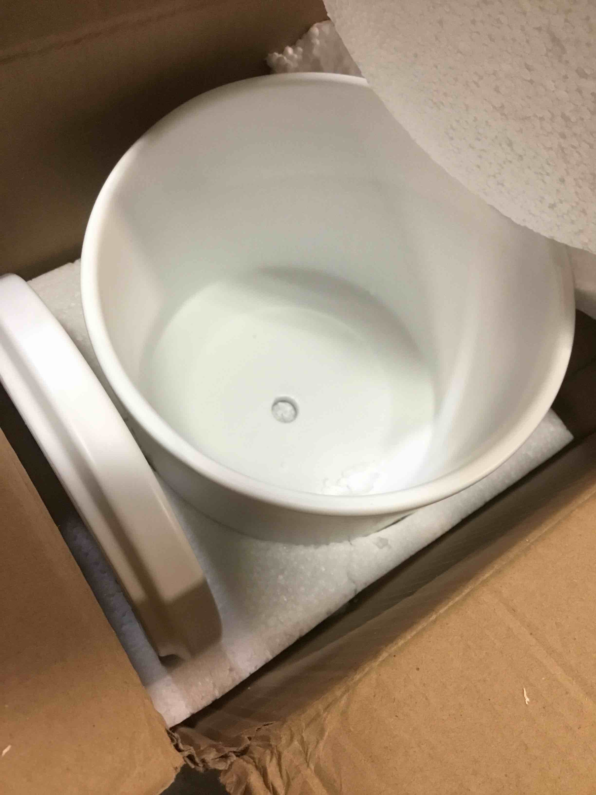 https://s3.amazonaws.com/lotting-images-prod/bidfta/TEA1928212_1736428495877.jpeg