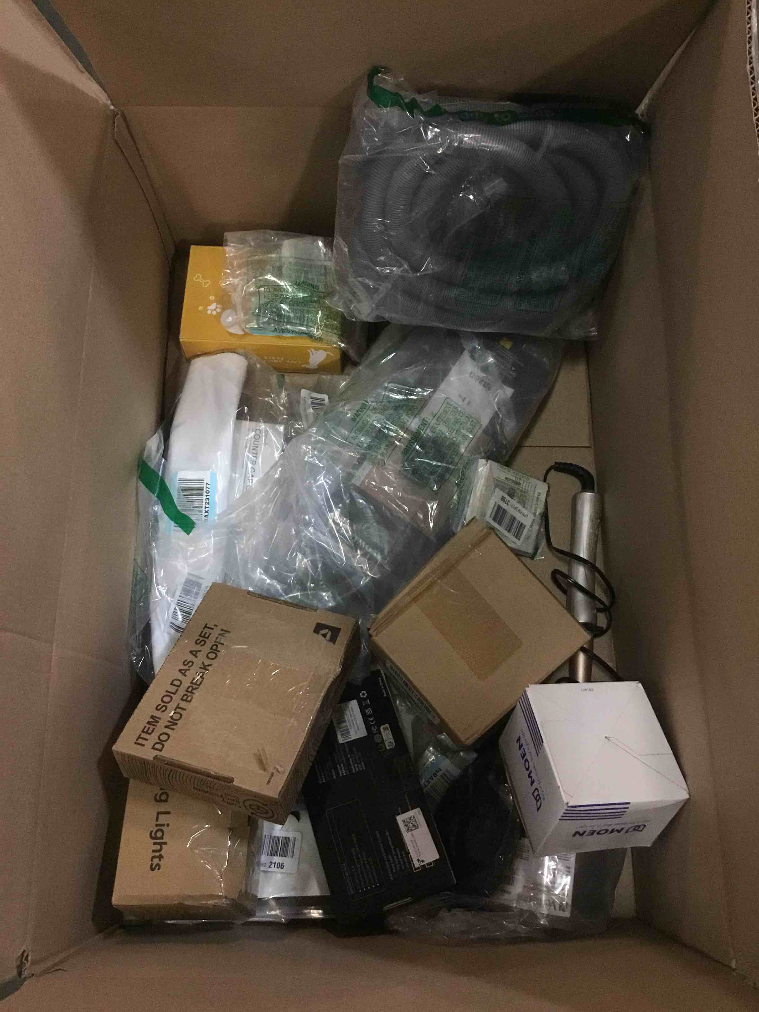 https://s3.amazonaws.com/lotting-images-prod/bidfta/TEA1928247_1736432502683.jpeg