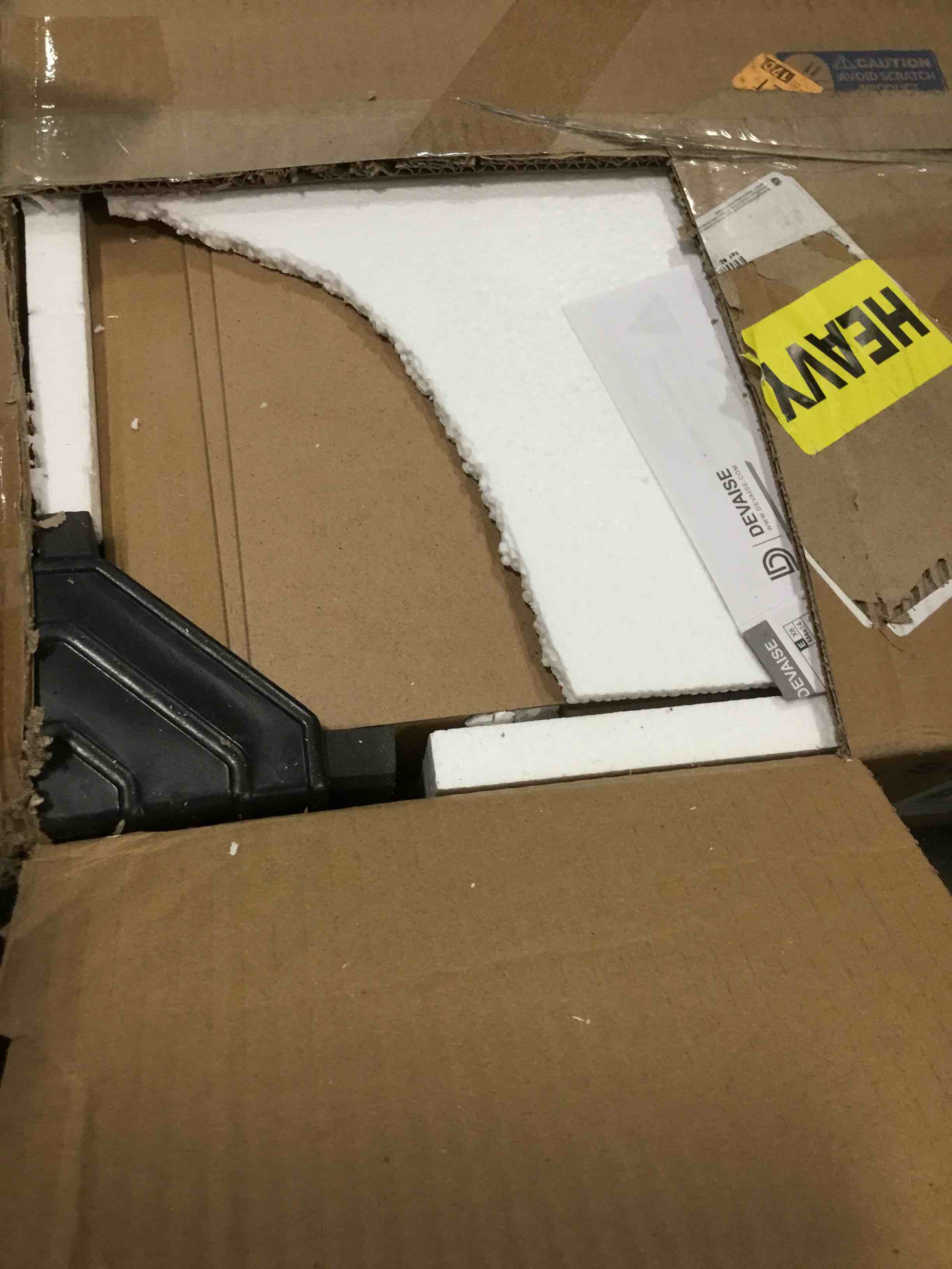 https://s3.amazonaws.com/lotting-images-prod/bidfta/TEA1929325_1736962688879.jpeg