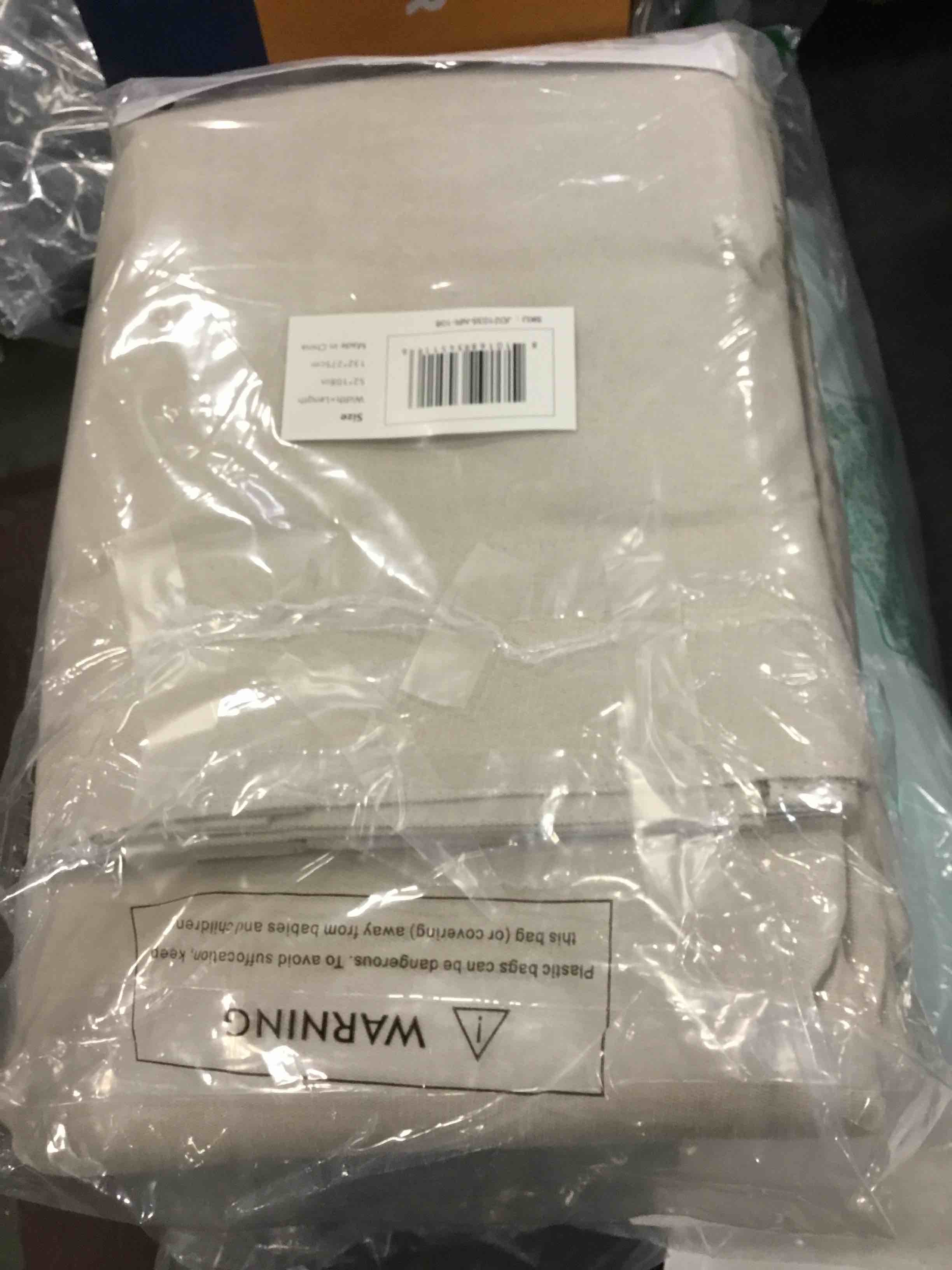 https://s3.amazonaws.com/lotting-images-prod/bidfta/TEA1929836_1737123223078.jpeg