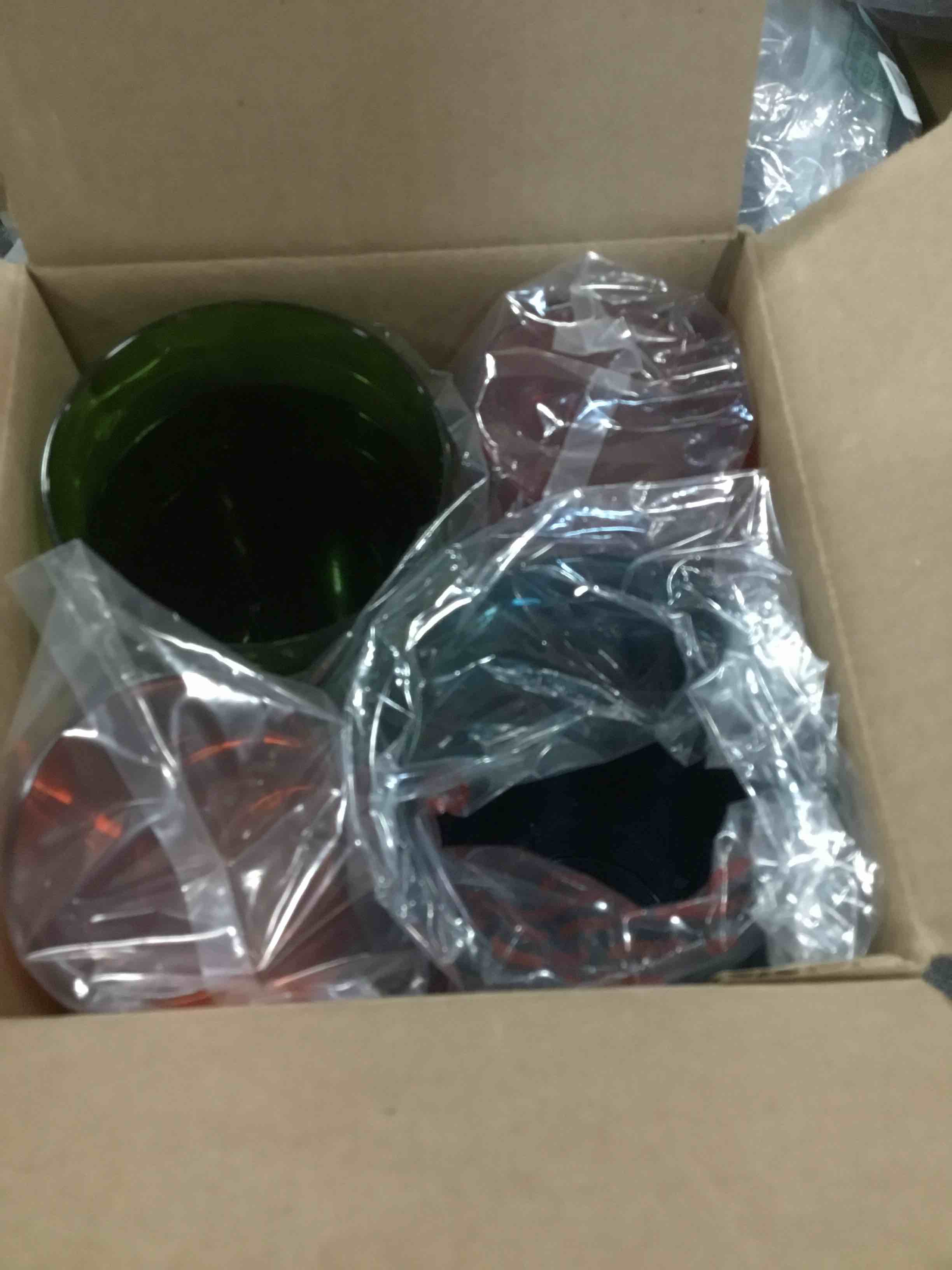 https://s3.amazonaws.com/lotting-images-prod/bidfta/TEA1929892_1737129521645.jpeg