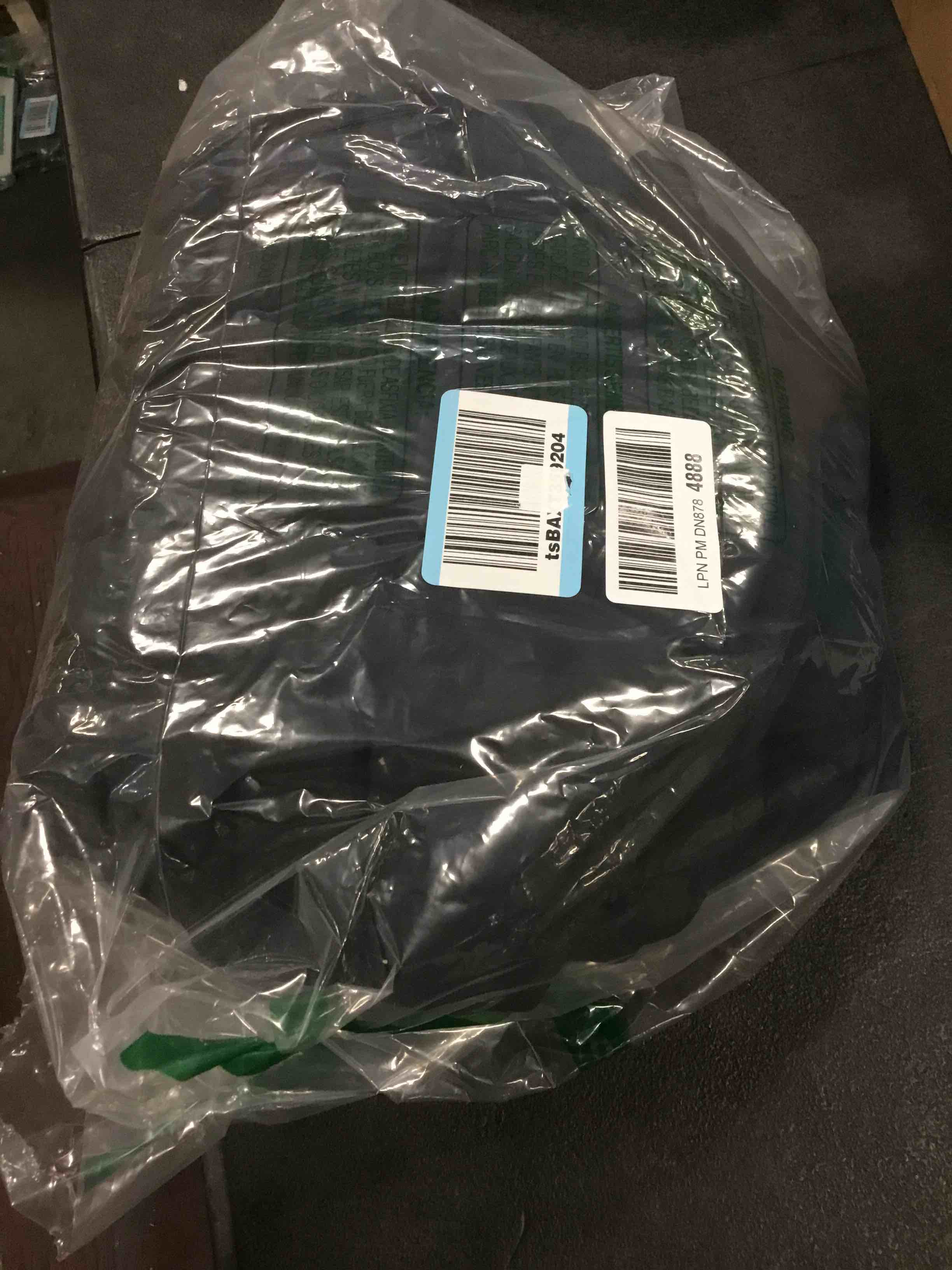 https://s3.amazonaws.com/lotting-images-prod/bidfta/TEA1929906_1737130627931.jpeg