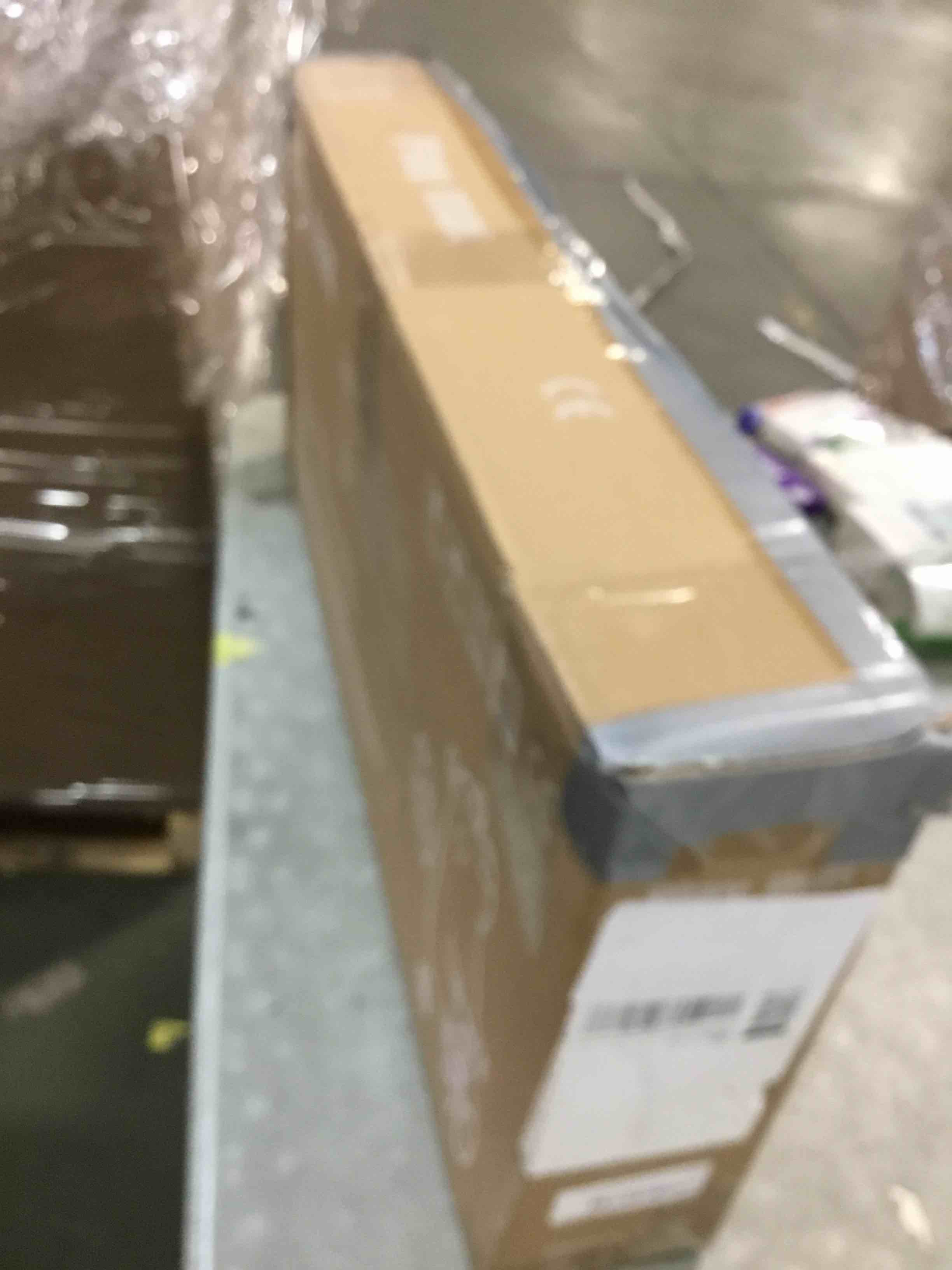 https://s3.amazonaws.com/lotting-images-prod/bidfta/TEA1930008_1734700564693.jpeg