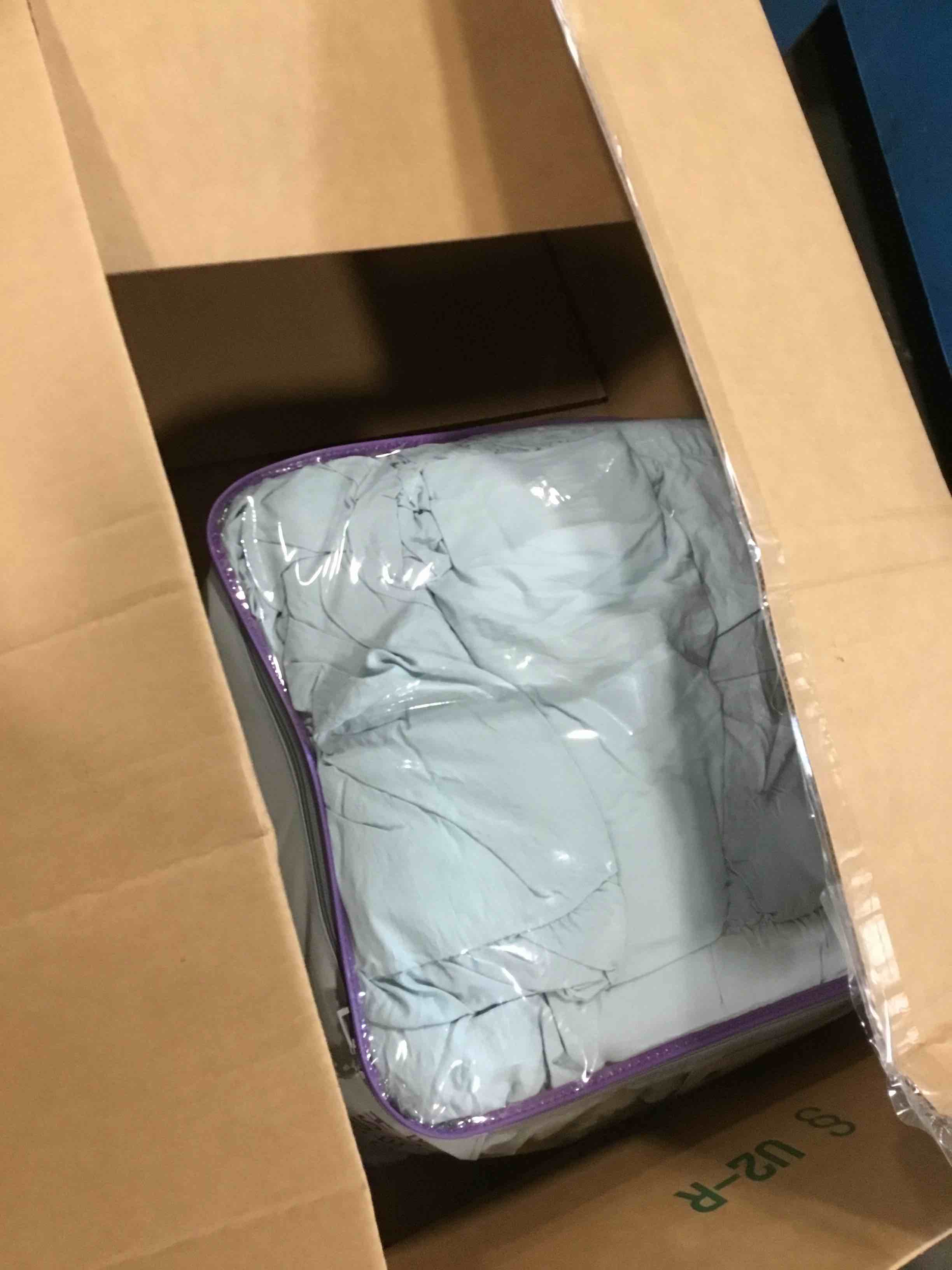 https://s3.amazonaws.com/lotting-images-prod/bidfta/TEA1930799_1735569195877.jpeg