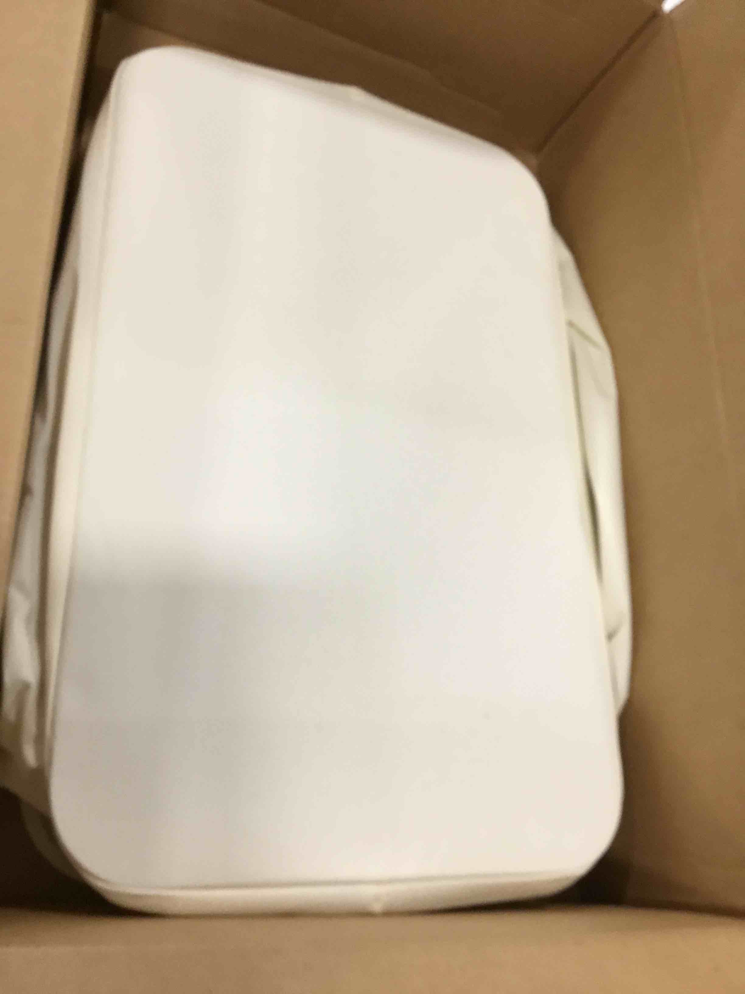 https://s3.amazonaws.com/lotting-images-prod/bidfta/TEA1931293_1735915324329.jpeg
