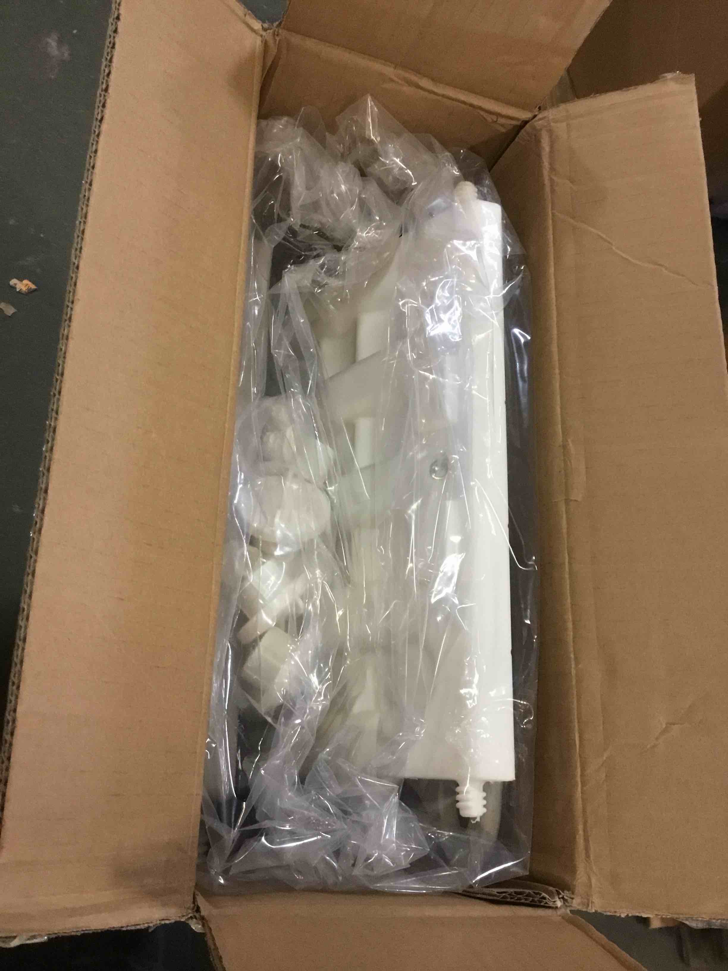 https://s3.amazonaws.com/lotting-images-prod/bidfta/TEA1932353_1736955349724.jpeg