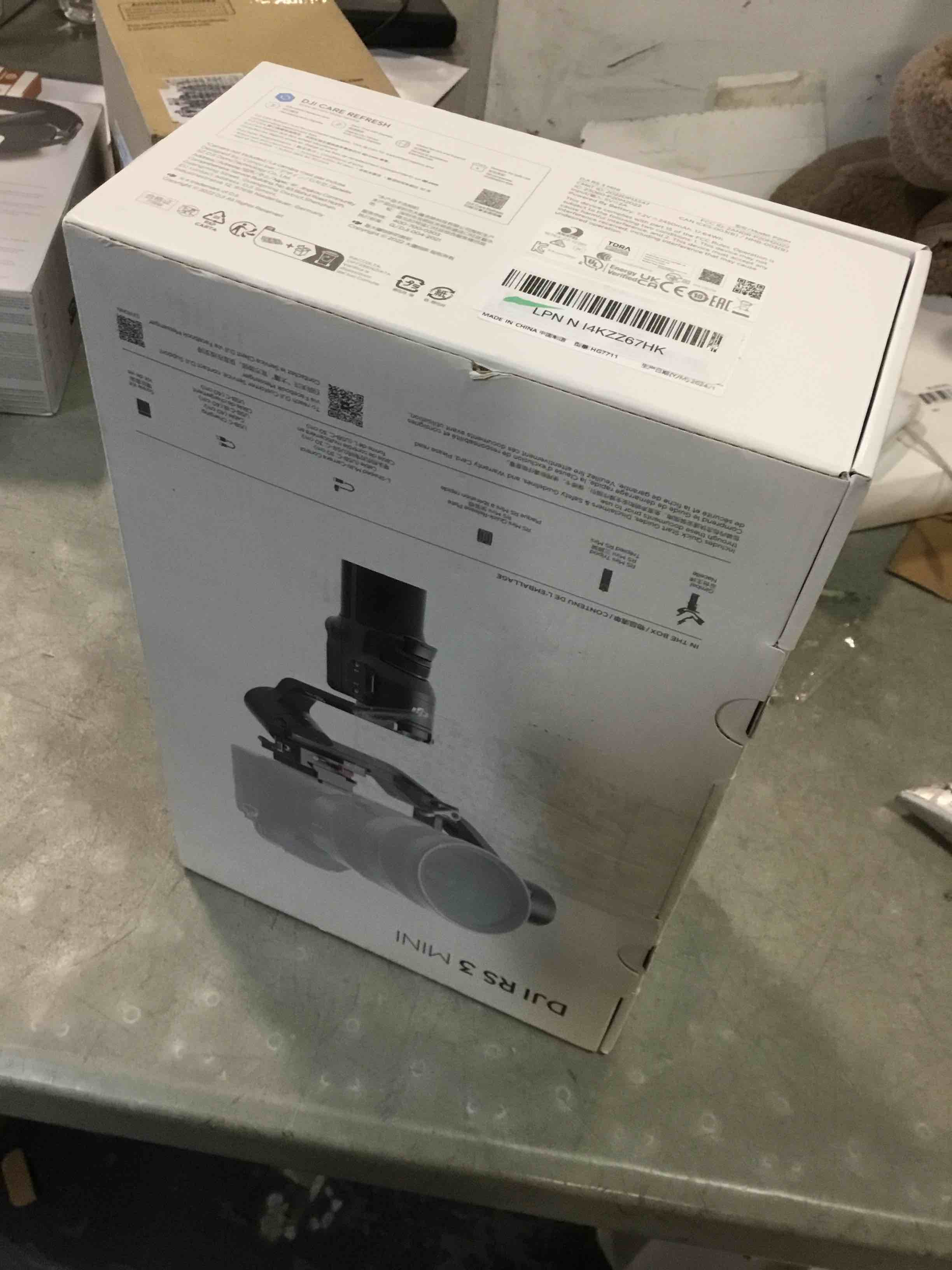 https://s3.amazonaws.com/lotting-images-prod/bidfta/TEA1932543_1736970362605.jpeg