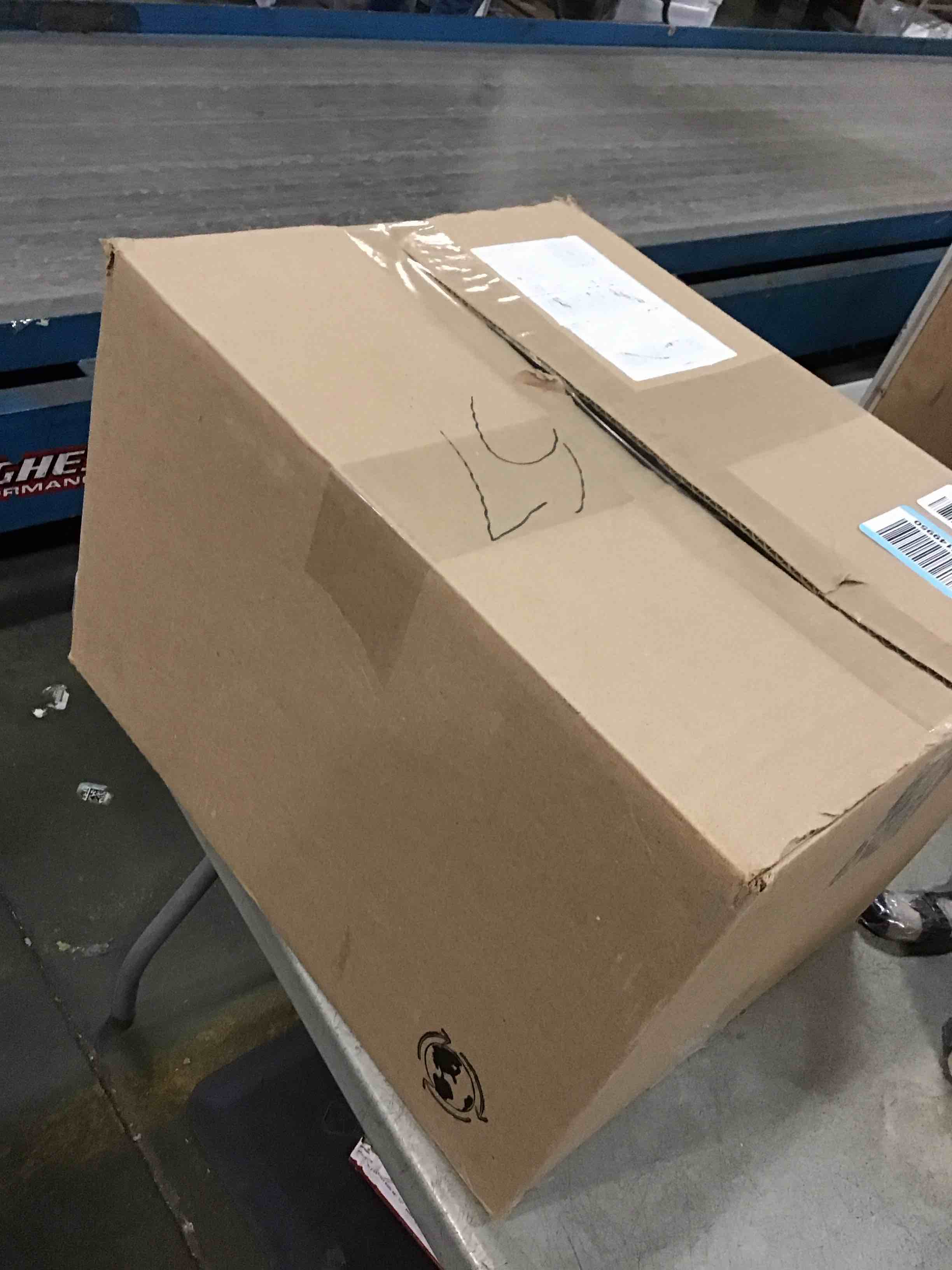https://s3.amazonaws.com/lotting-images-prod/bidfta/TEA1932703_1737051950897.jpeg