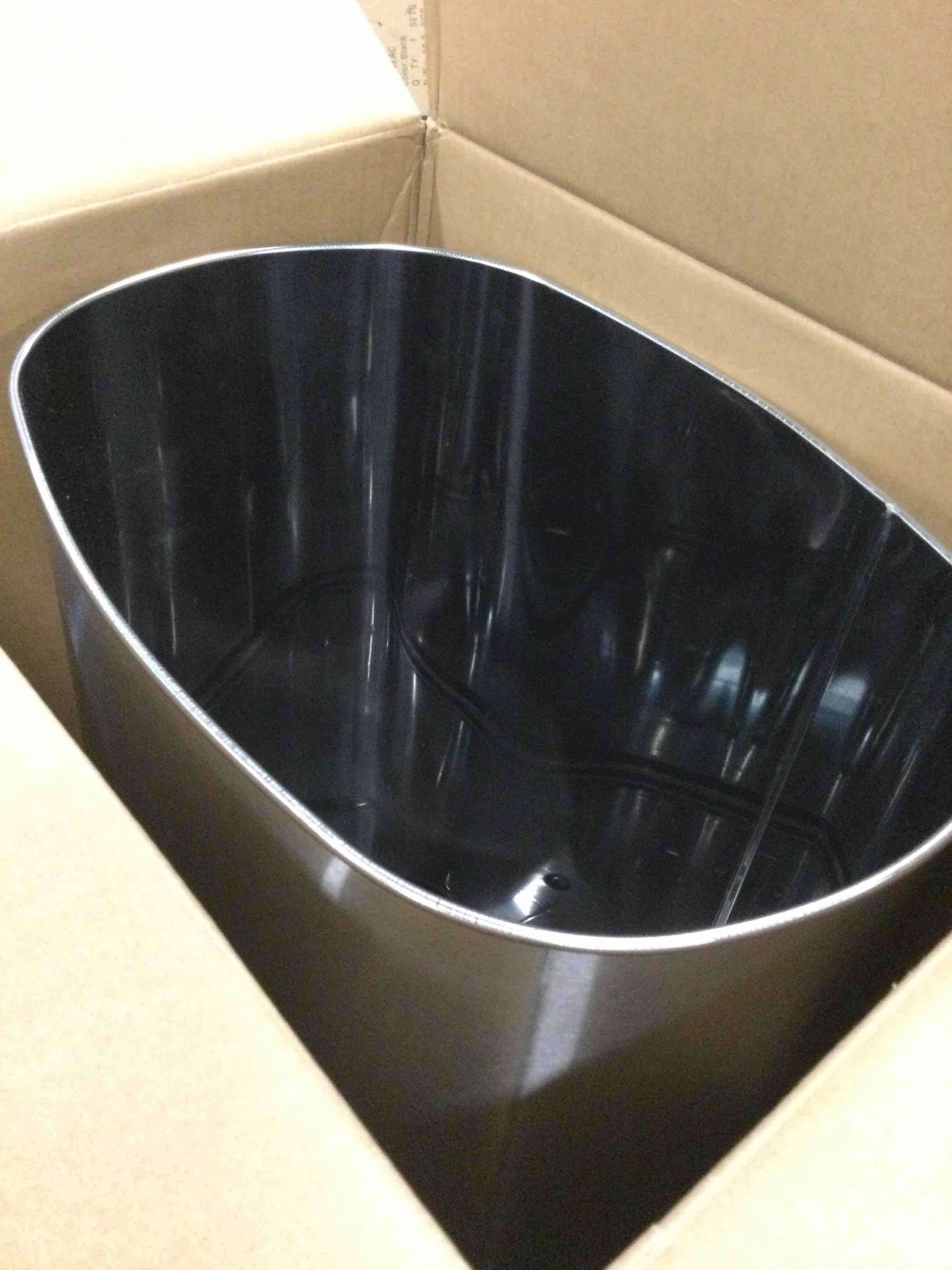 https://s3.amazonaws.com/lotting-images-prod/bidfta/TEA1933050_1734614587079.jpeg