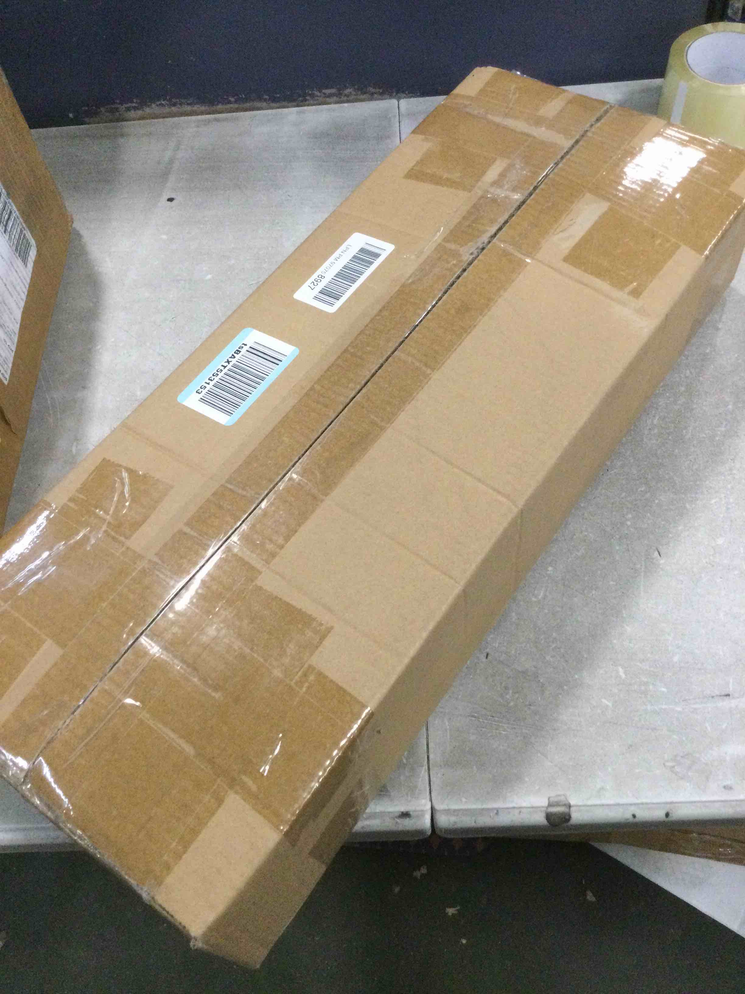 https://s3.amazonaws.com/lotting-images-prod/bidfta/TEA1933094_1734618326475.jpeg