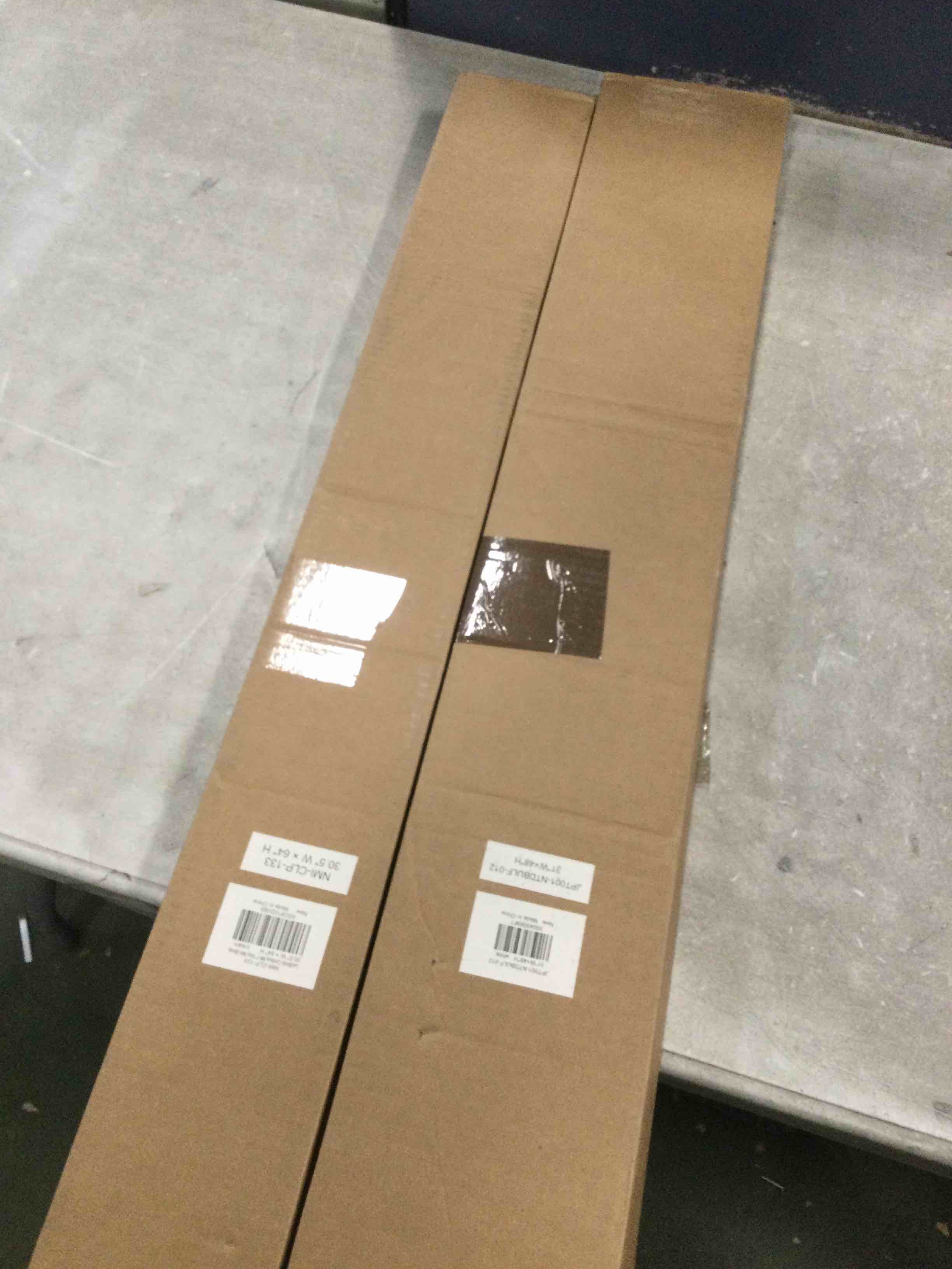 https://s3.amazonaws.com/lotting-images-prod/bidfta/TEA1933127_1734622972324.jpeg