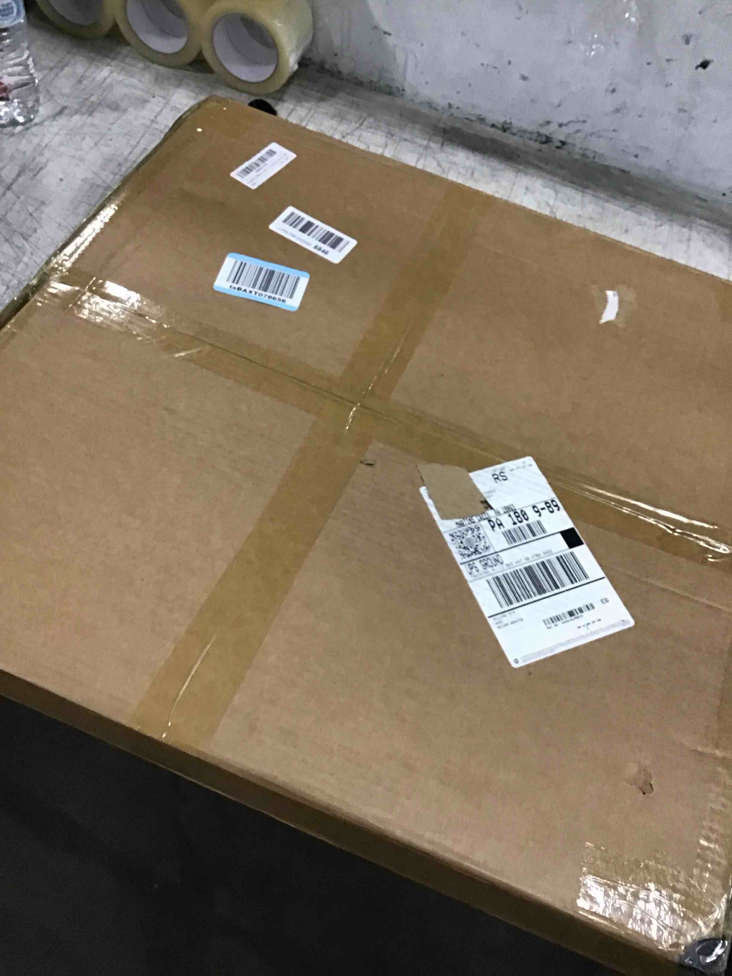 https://s3.amazonaws.com/lotting-images-prod/bidfta/TEA1933803_1735821815759.jpeg