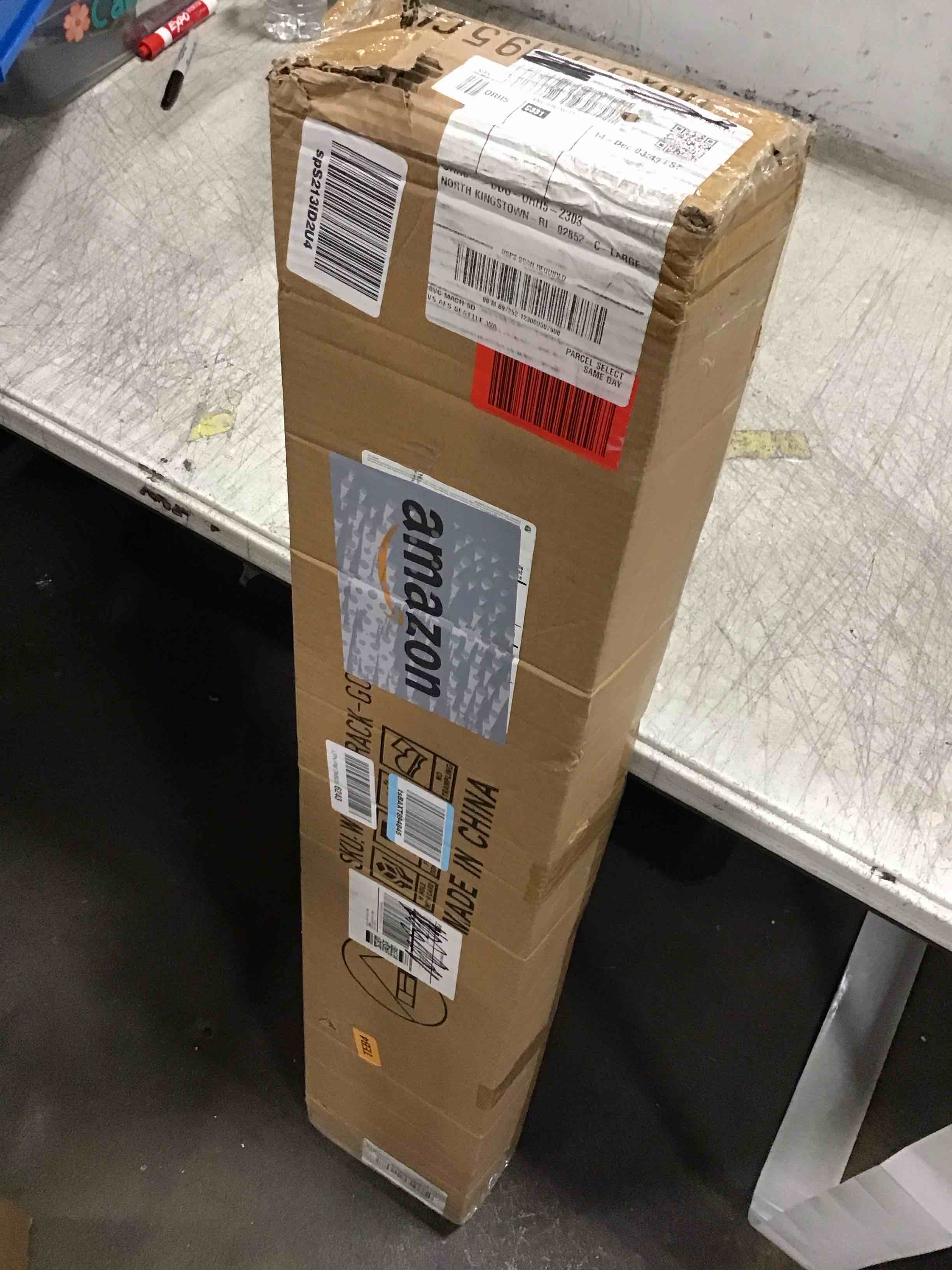 https://s3.amazonaws.com/lotting-images-prod/bidfta/TEA1933861_1735827131797.jpeg