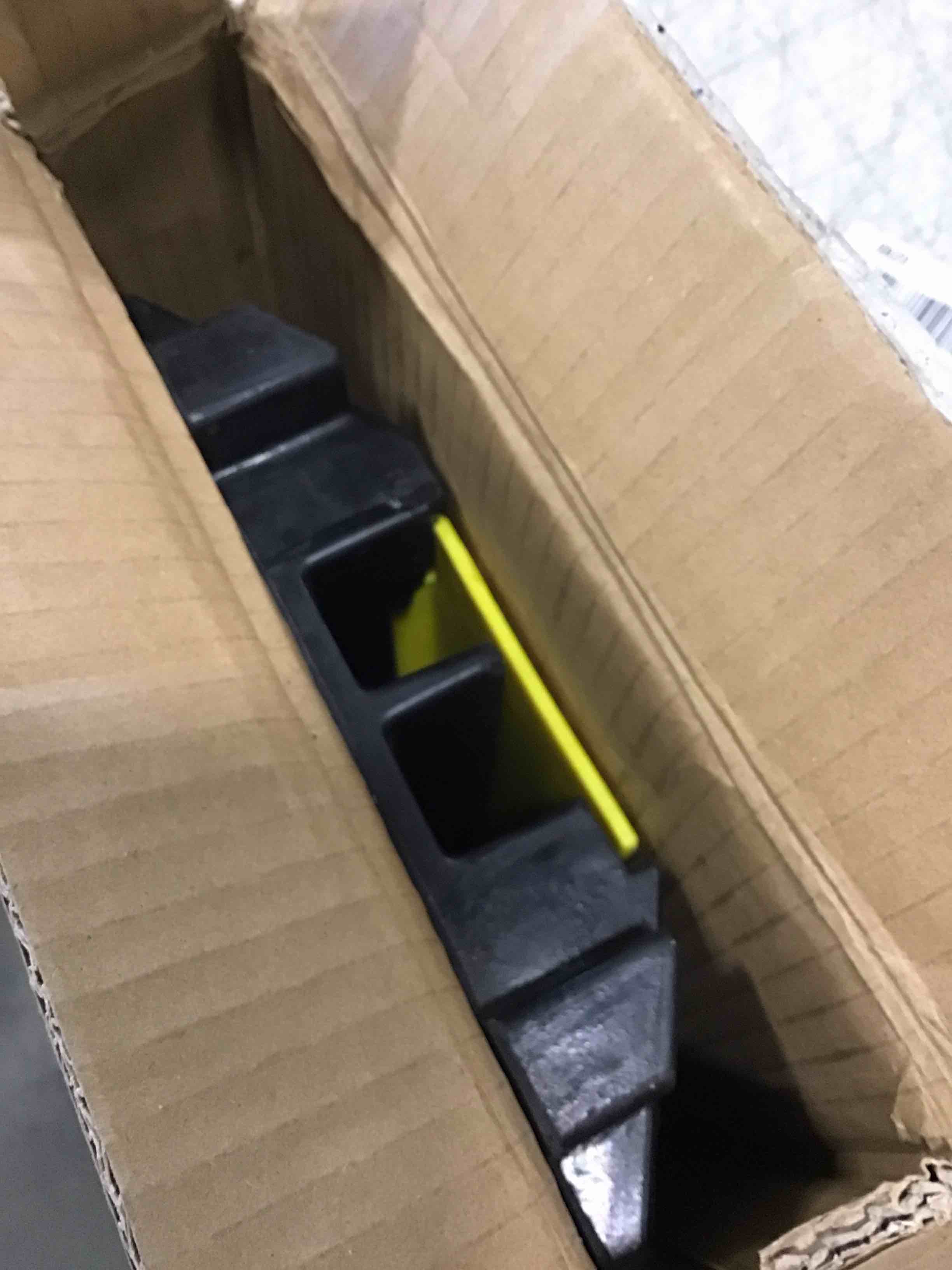 https://s3.amazonaws.com/lotting-images-prod/bidfta/TEA1933914_1735833279768.jpeg
