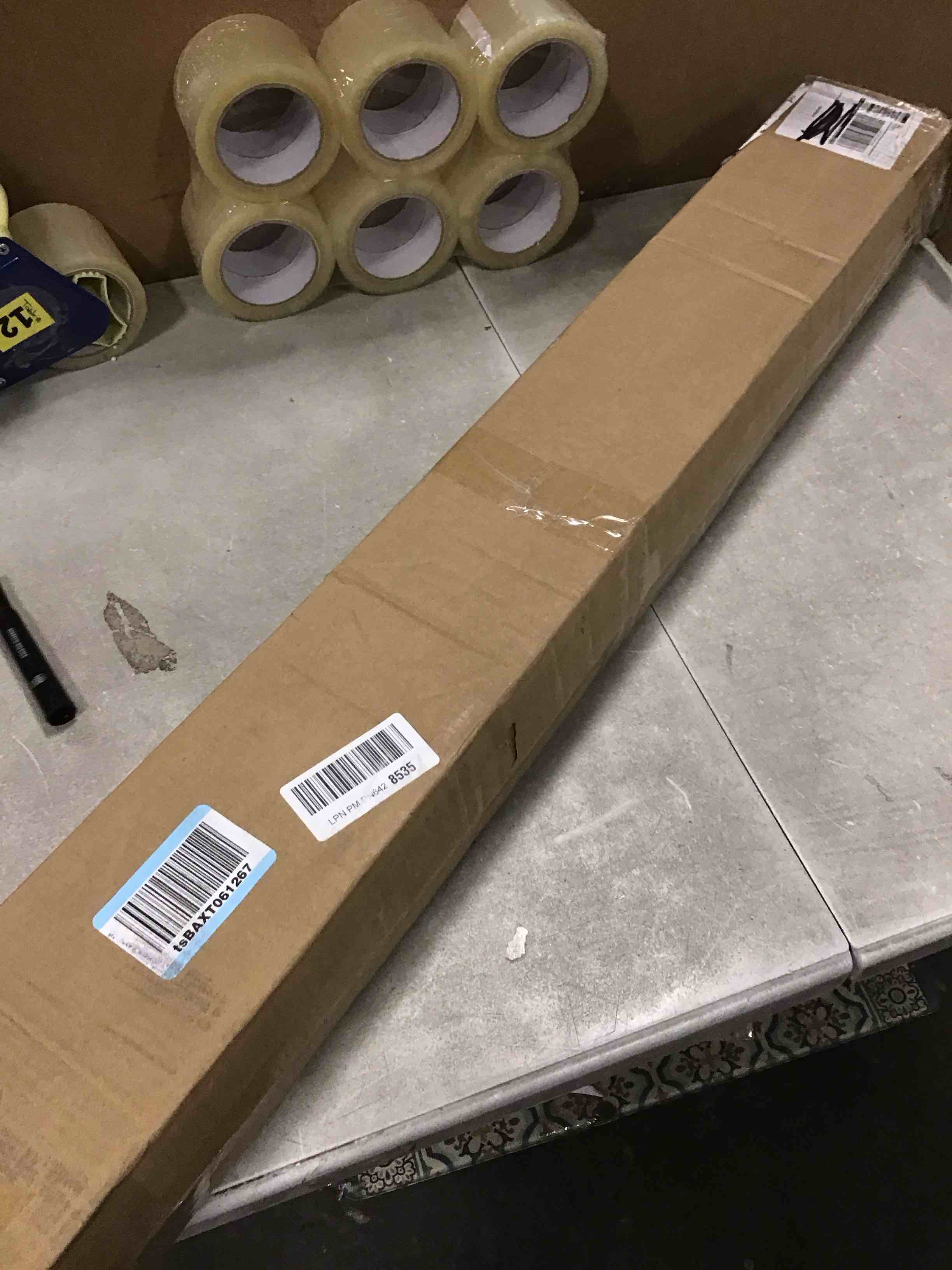 https://s3.amazonaws.com/lotting-images-prod/bidfta/TEA1935321_1736771719780.jpeg