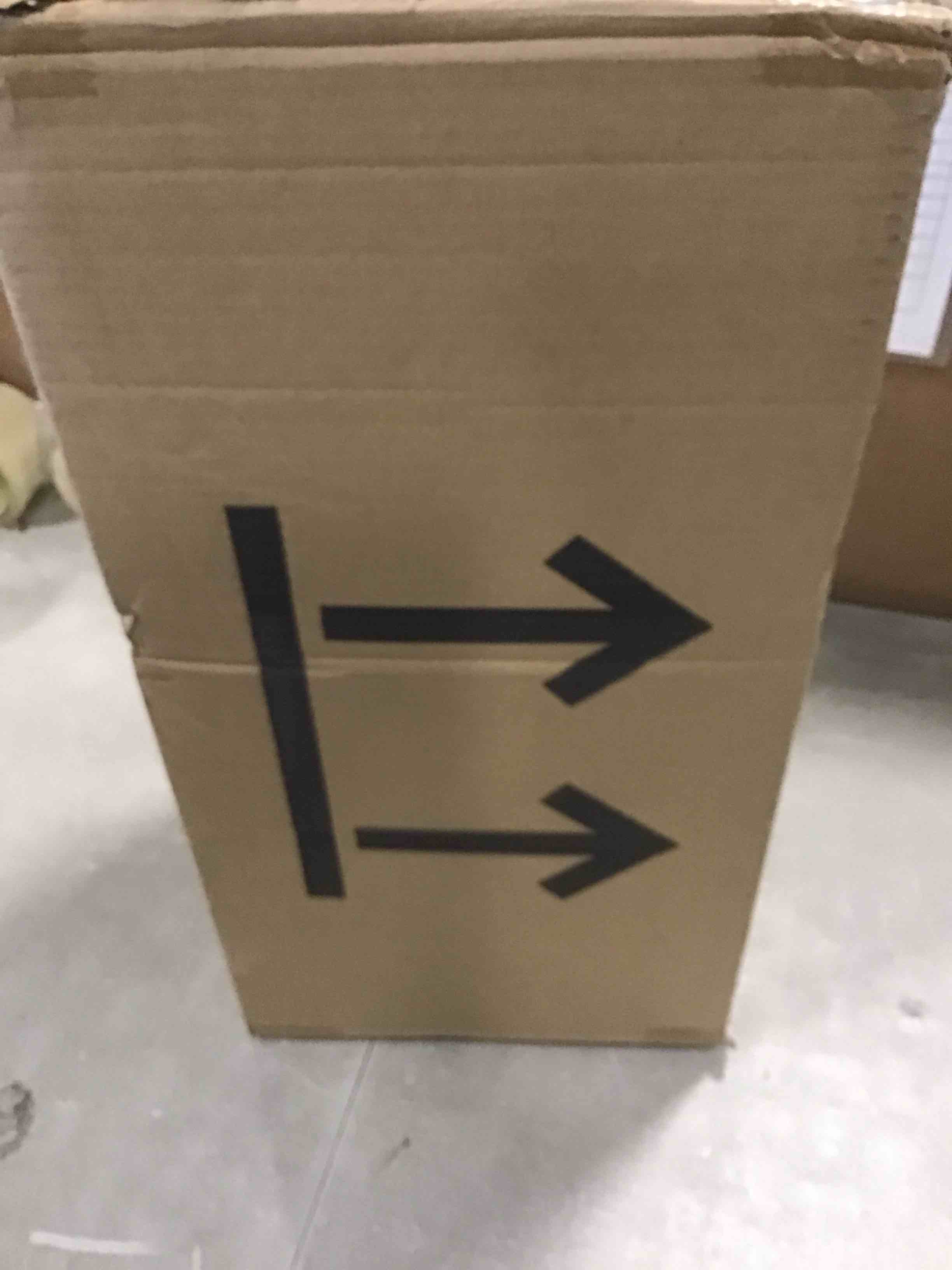 https://s3.amazonaws.com/lotting-images-prod/bidfta/TEA1935414_1736779913485.jpeg