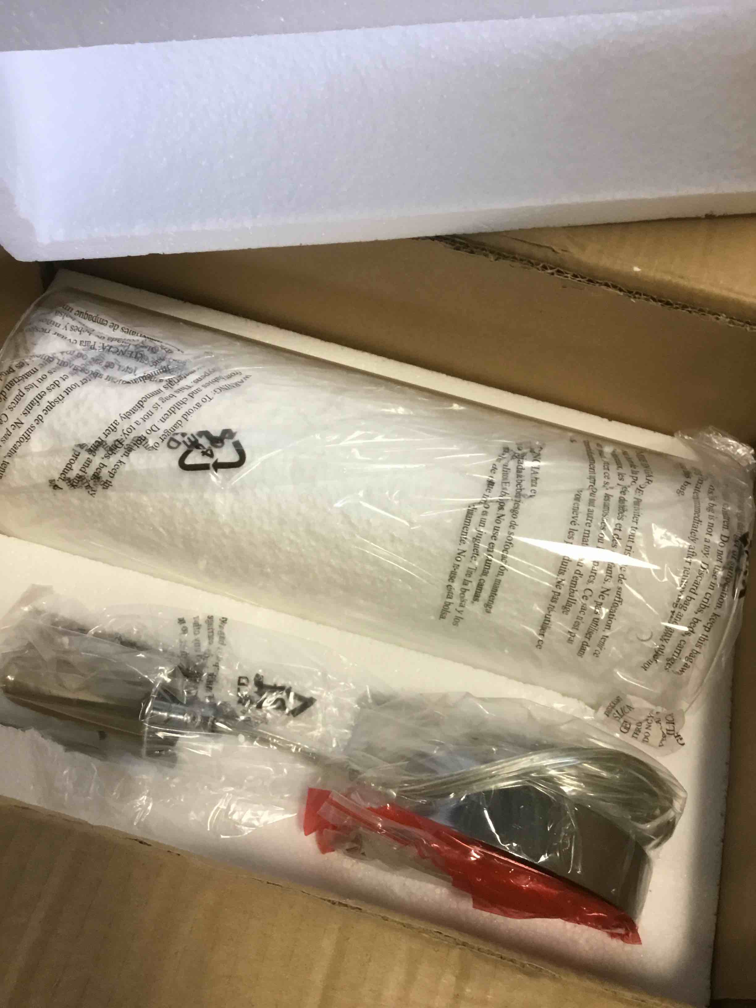 https://s3.amazonaws.com/lotting-images-prod/bidfta/TEA1937228_1743529286887.jpeg