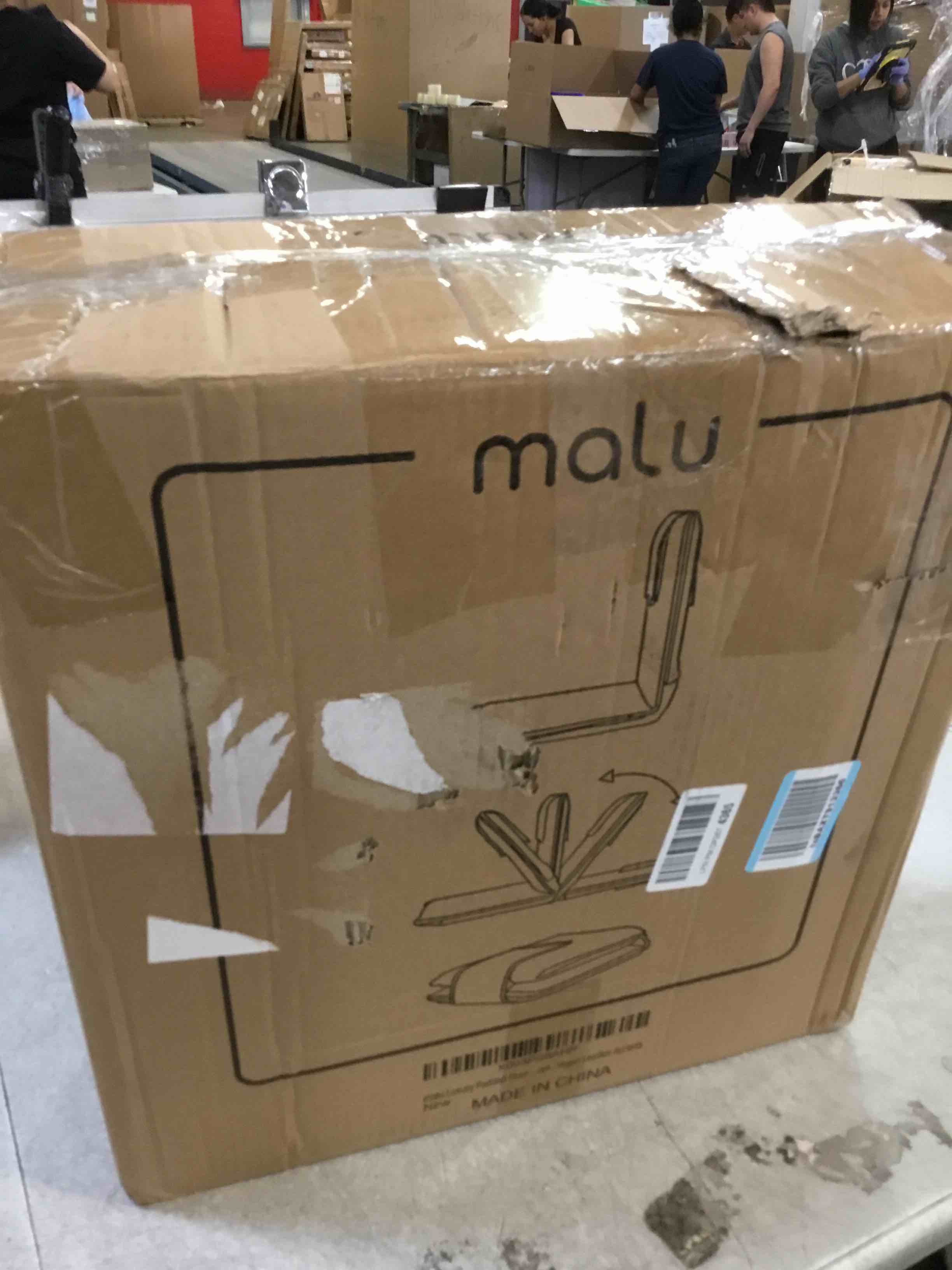 https://s3.amazonaws.com/lotting-images-prod/bidfta/TEA1937468_1743615062960.jpeg