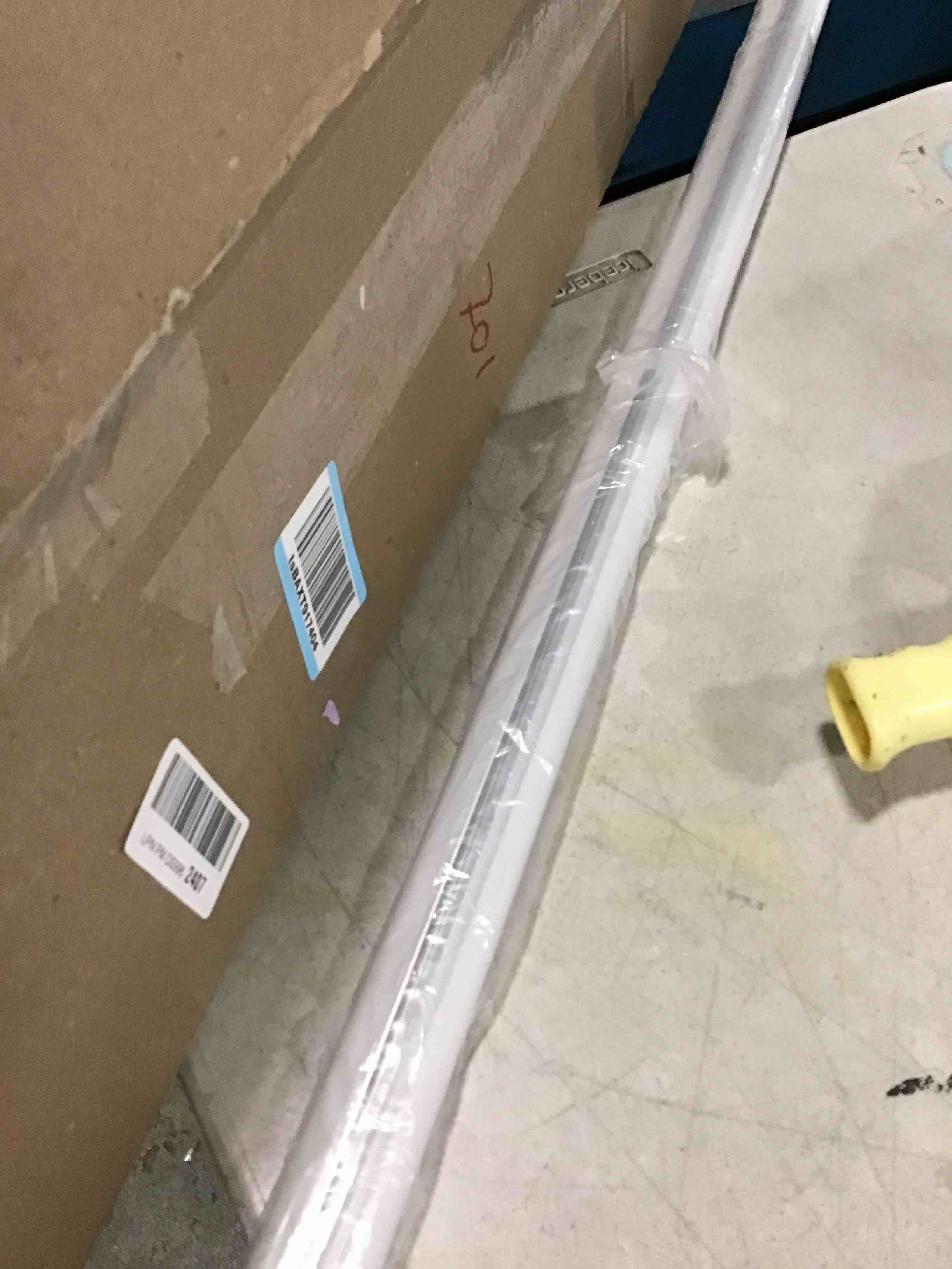 https://s3.amazonaws.com/lotting-images-prod/bidfta/TEA1937811_1743782543626.jpeg