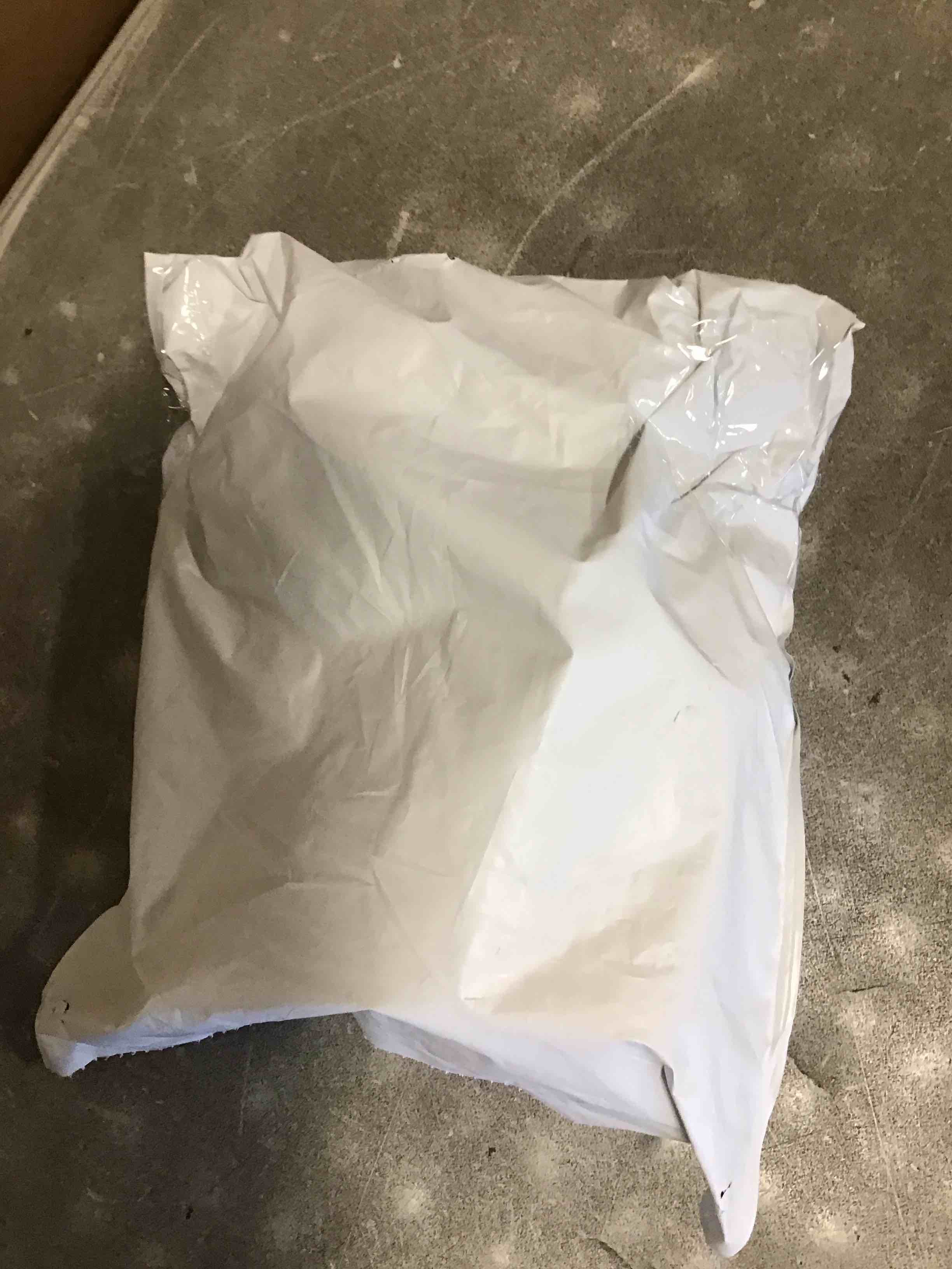 https://s3.amazonaws.com/lotting-images-prod/bidfta/TEA1937905_1744029875810.jpeg