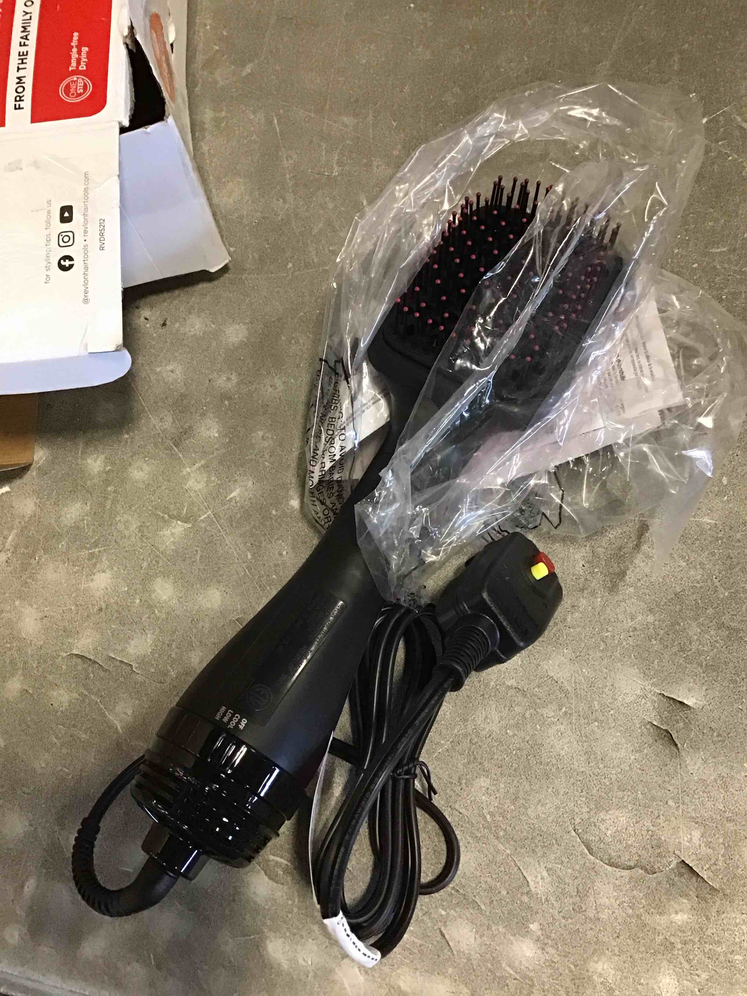 https://s3.amazonaws.com/lotting-images-prod/bidfta/TEA1937928_1744032095425.jpeg