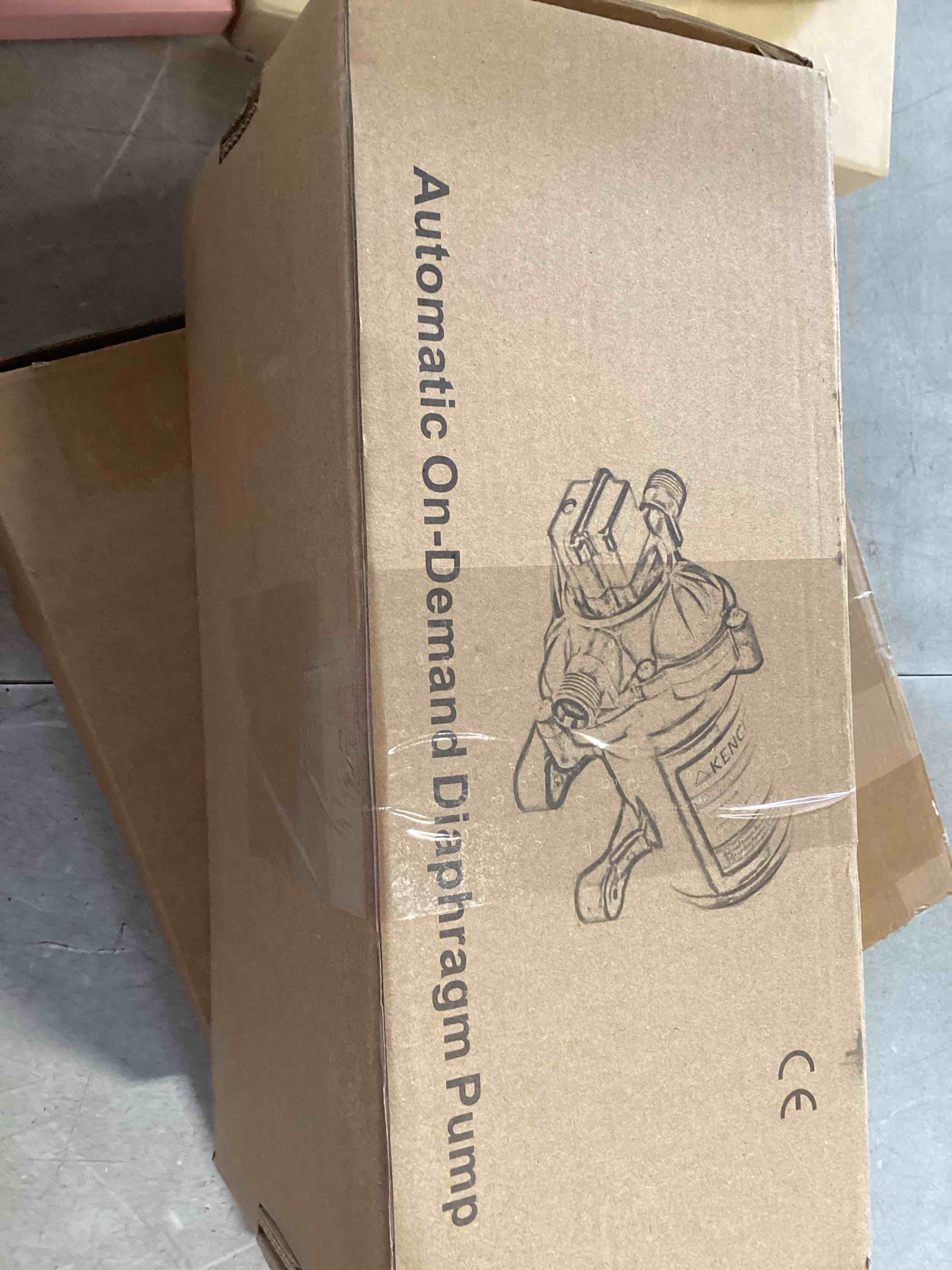 https://s3.amazonaws.com/lotting-images-prod/bidfta/TEA1939383_1743174938146.jpeg