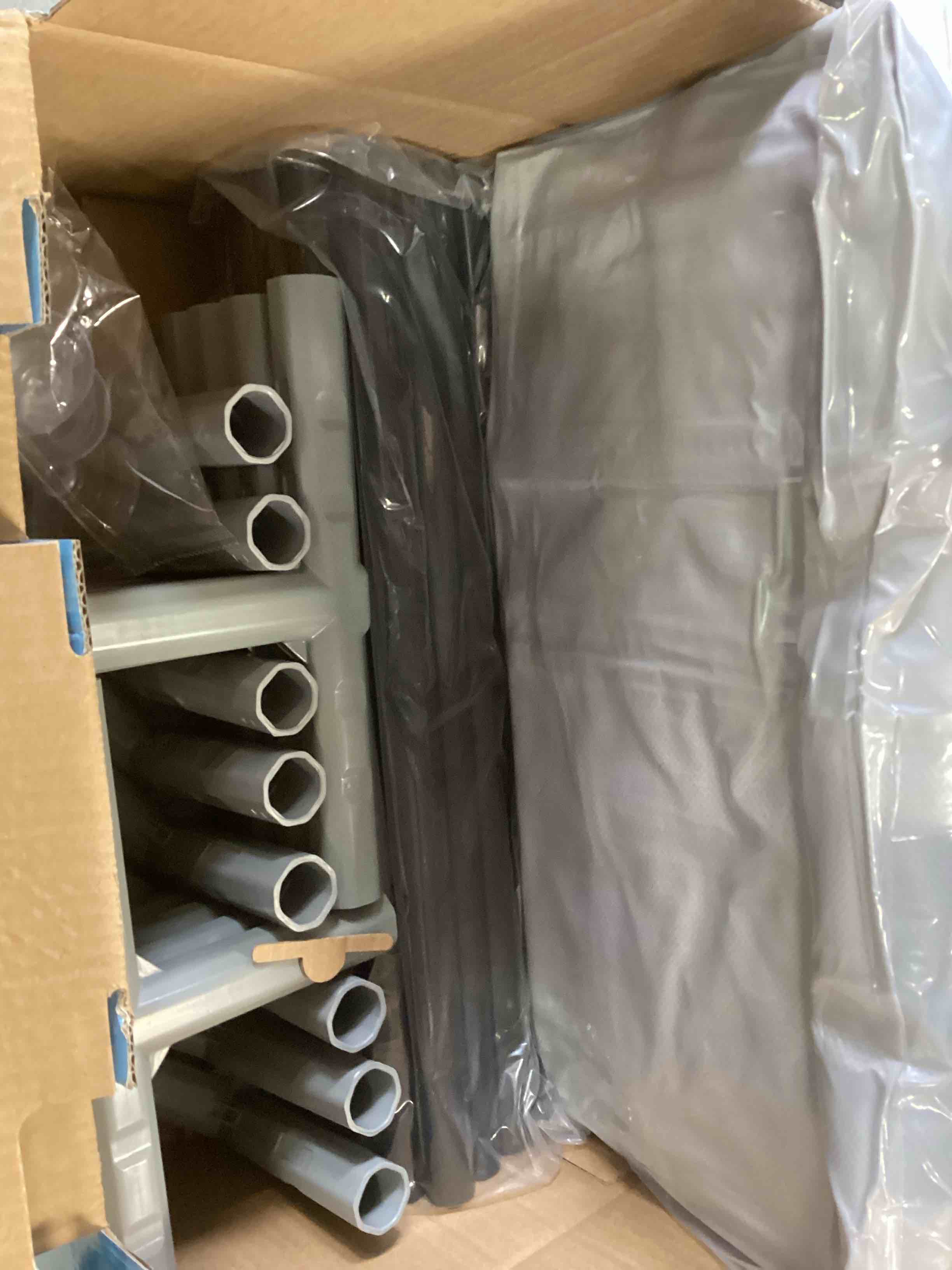 https://s3.amazonaws.com/lotting-images-prod/bidfta/TEA1939416_1743181244598.jpeg