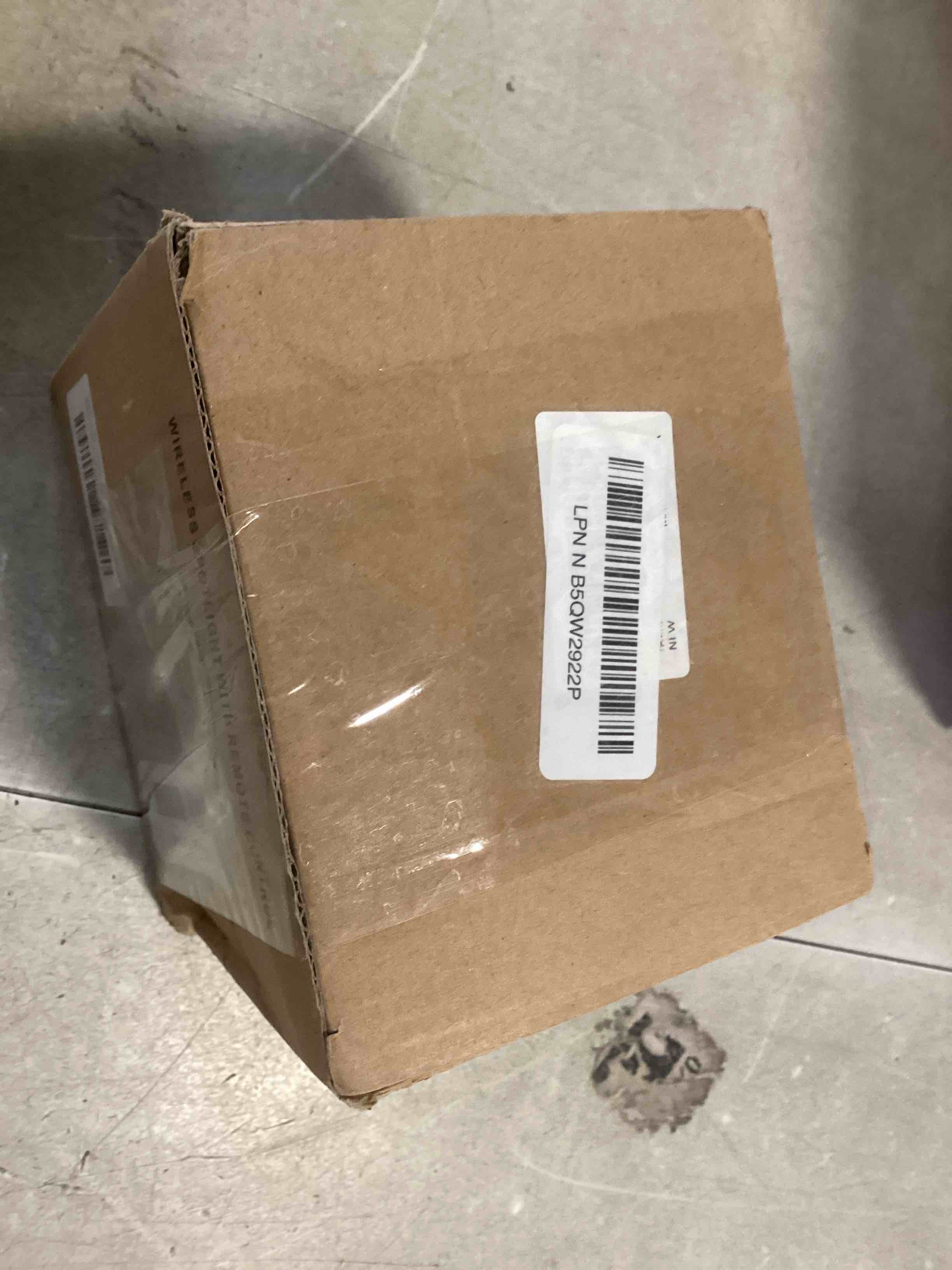 https://s3.amazonaws.com/lotting-images-prod/bidfta/TEA1939491_1743192405535.jpeg